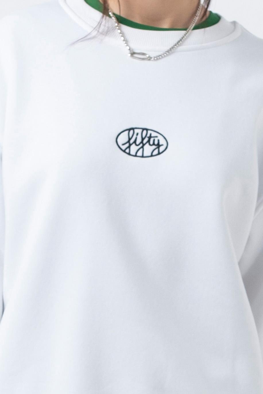 Kadın Beyaz Oversize Sırt Baskılı Sweatshirt