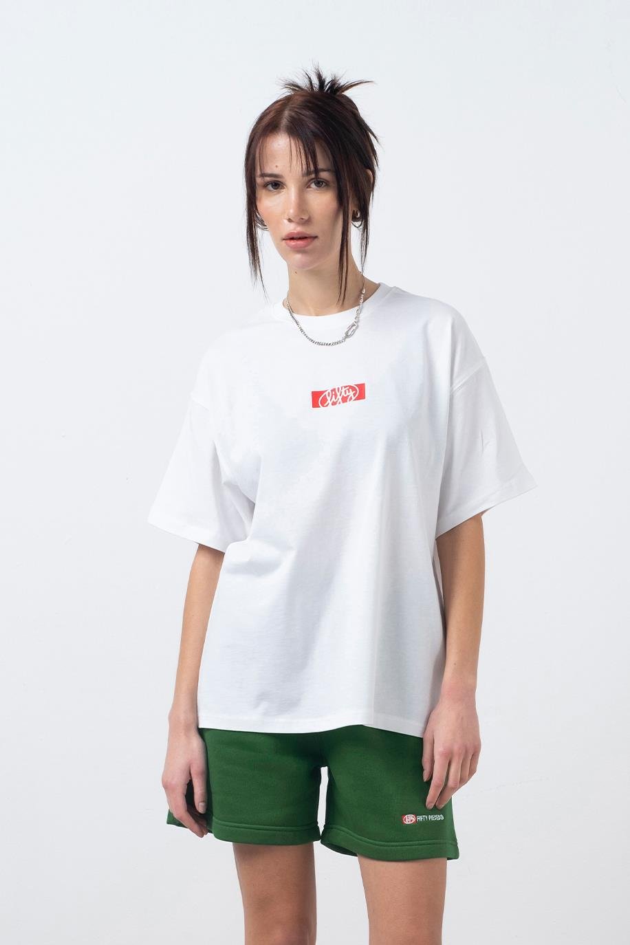 Kadın Beyaz Oversize Sırt Baskılı T-Shirt