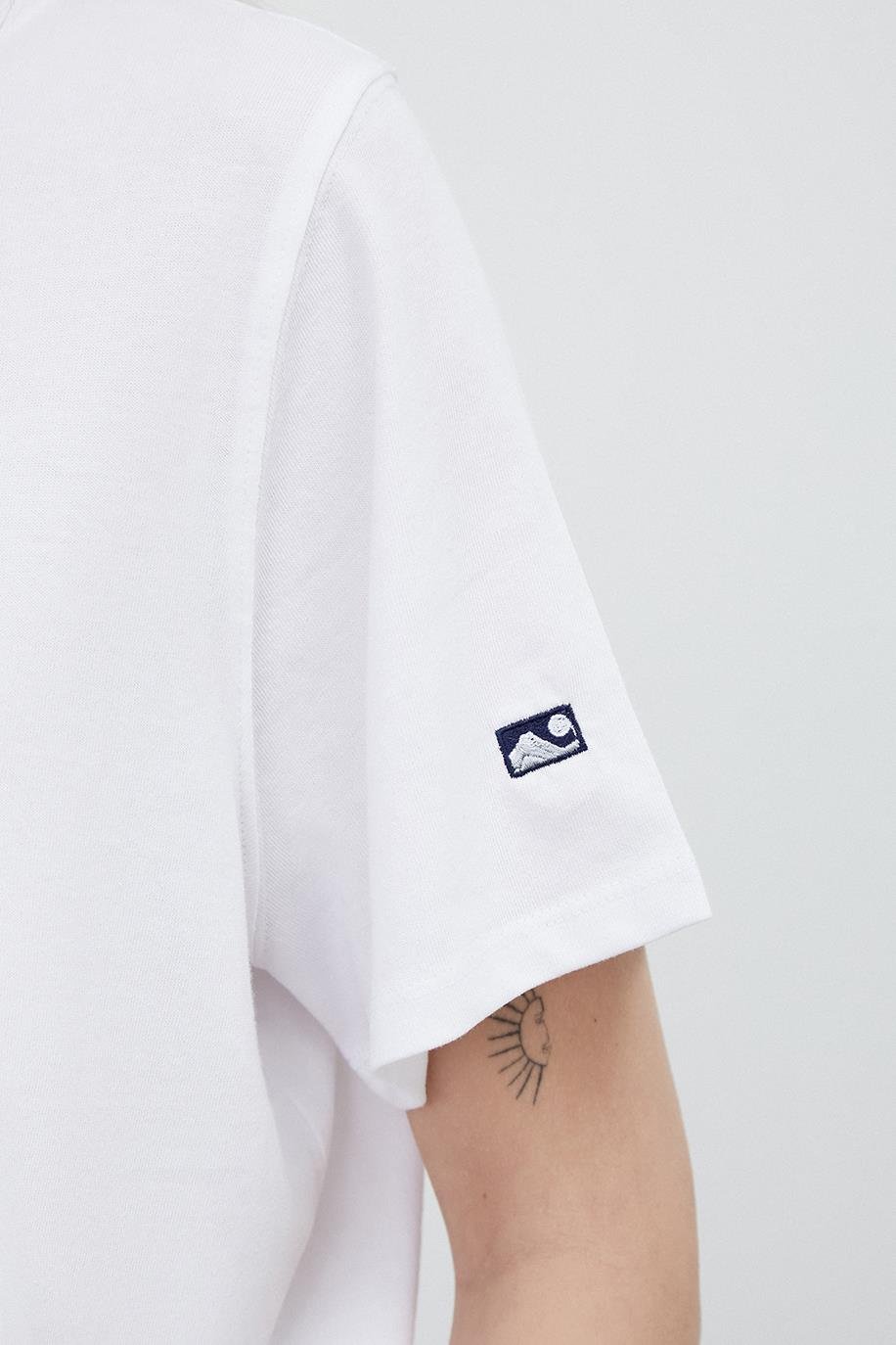 Kadın Beyaz Sırt Baskılı Loose Fit T-shirt