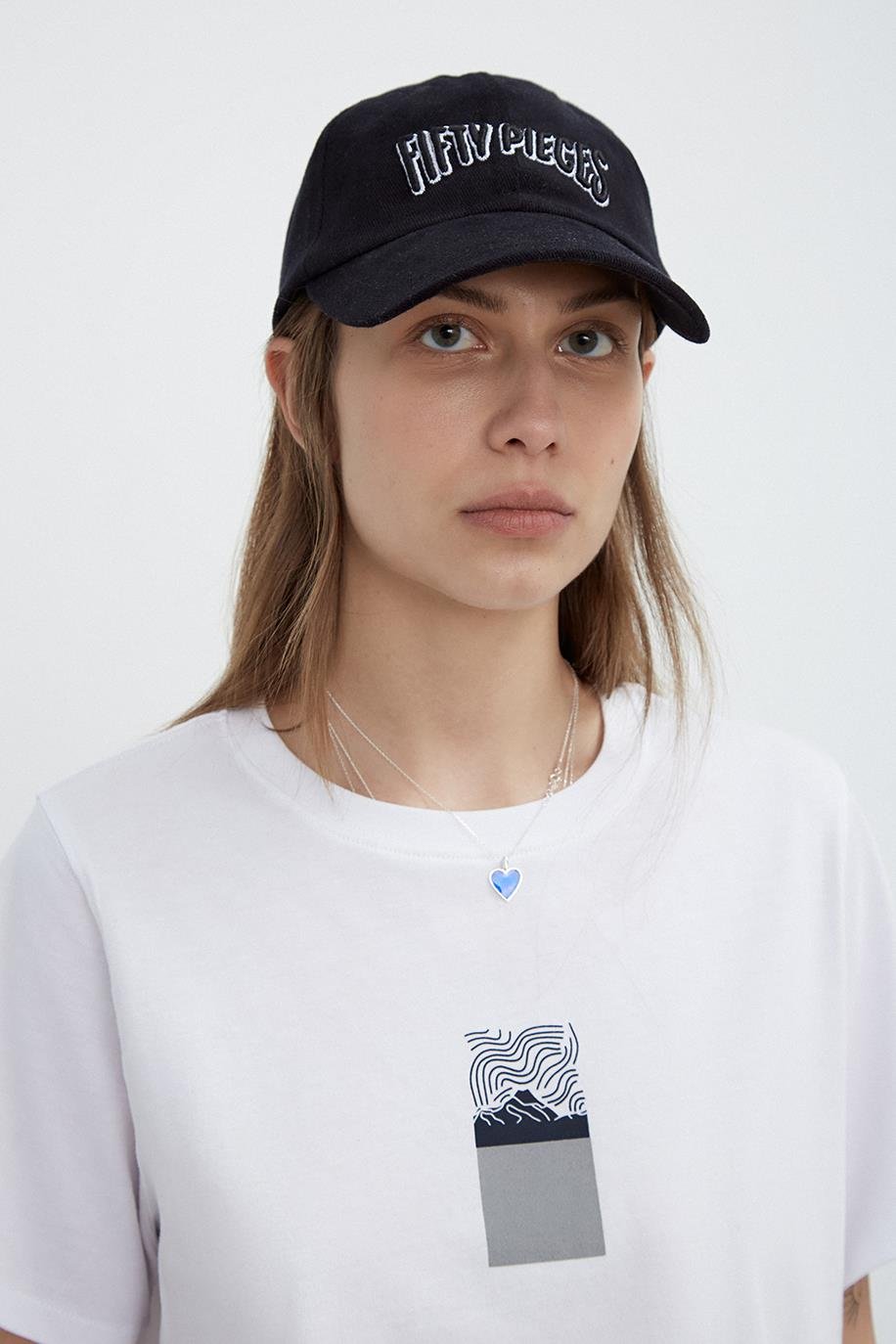 Kadın Beyaz Sırt Baskılı Loose Fit T-shirt