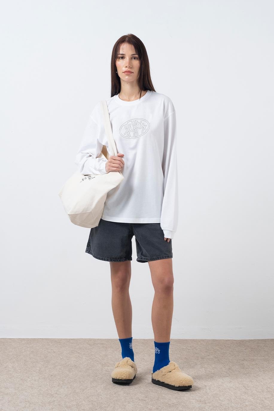 Kadın Beyaz Uzun Kollu Oversize T-Shirt