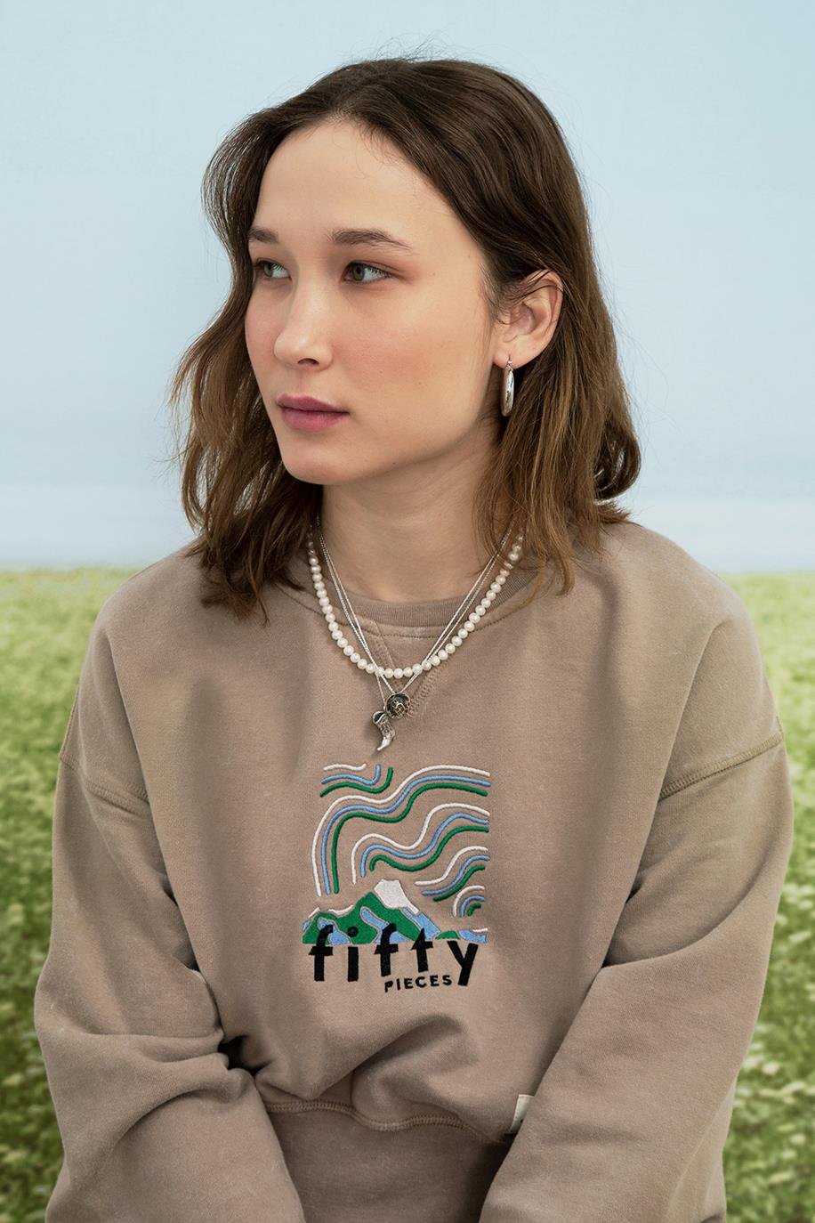 Women's Washed Loose Fit Sweatshirt