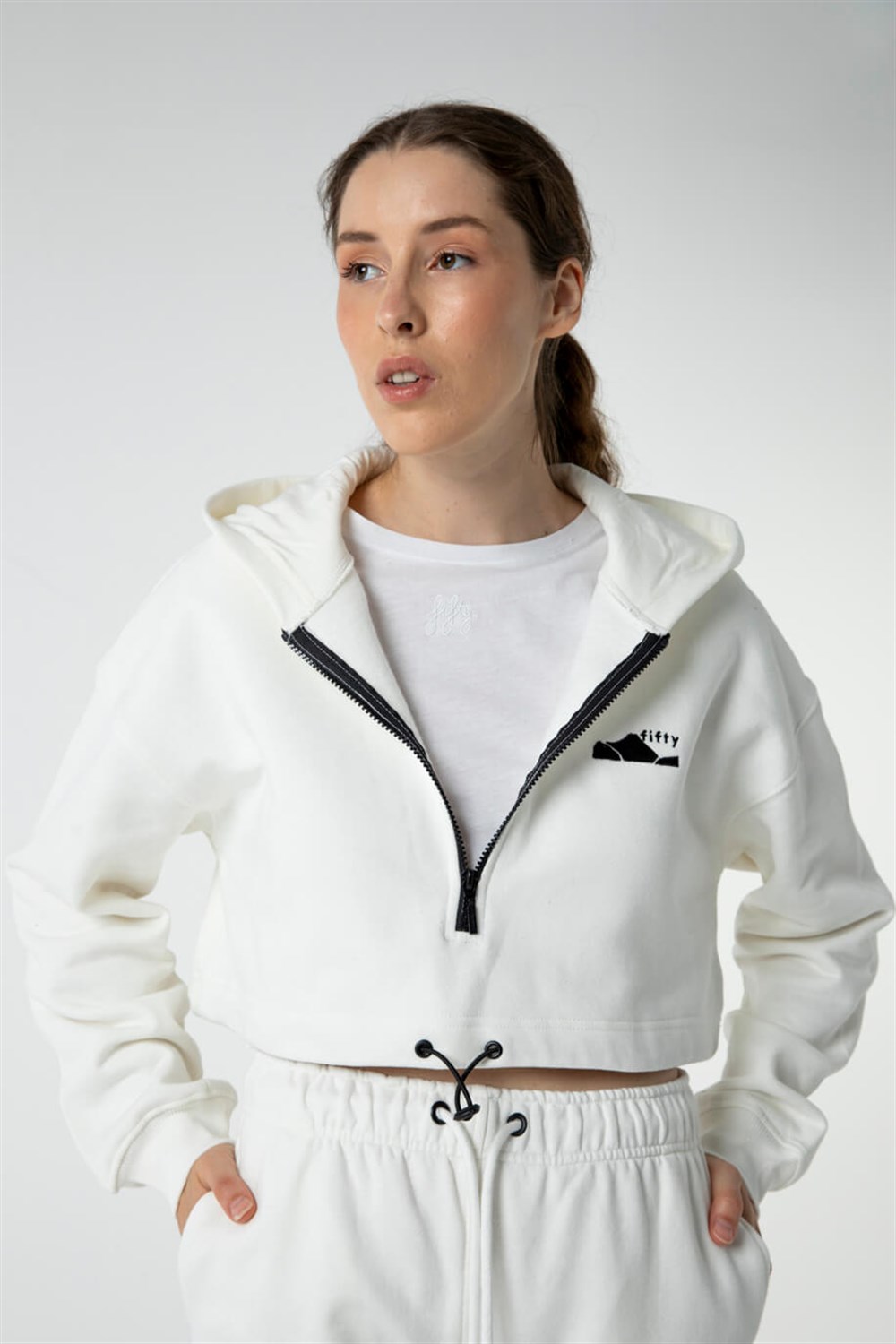 KADIN FERMUARLI CROP HOODIE