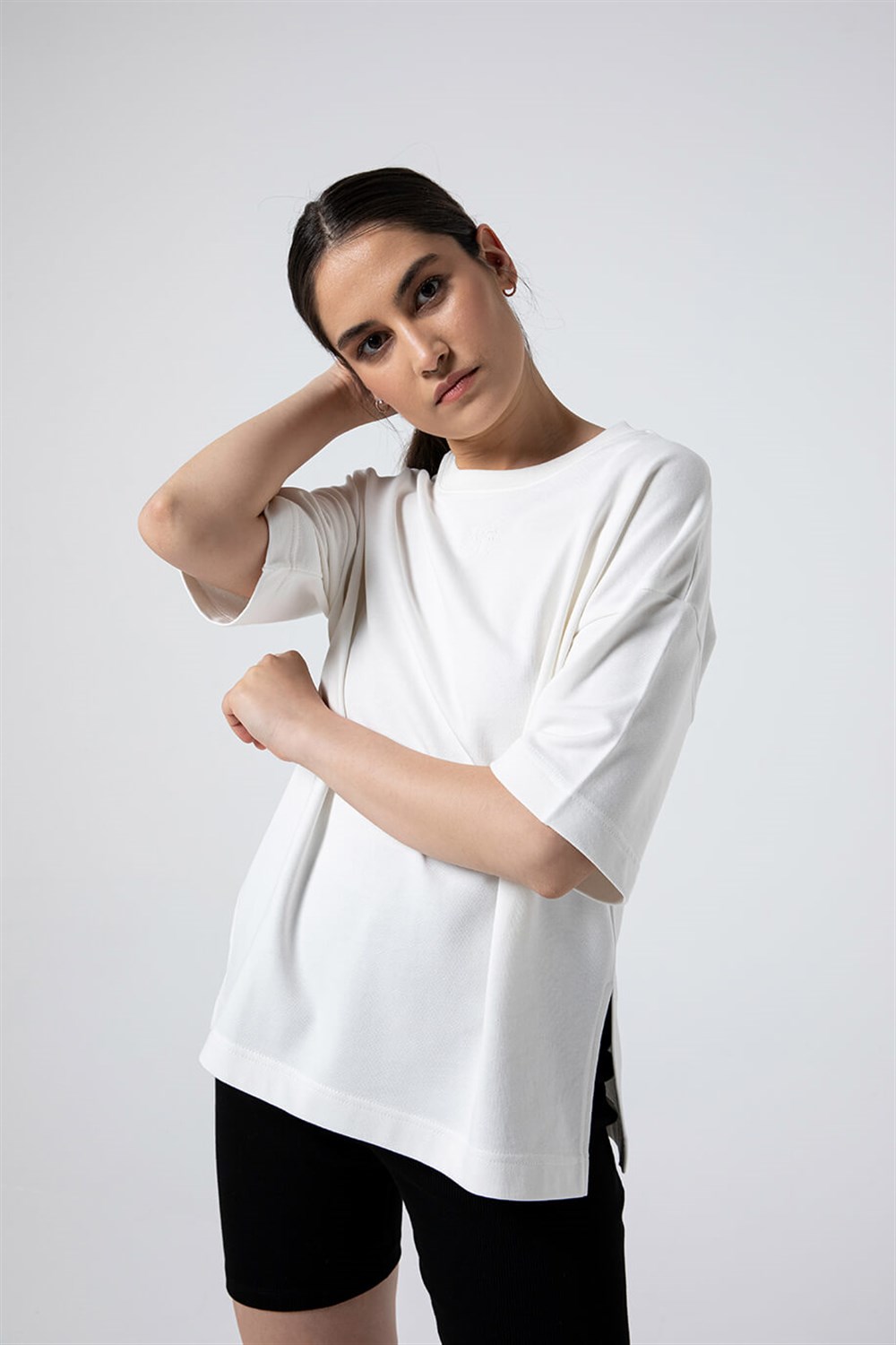 Kadın Ekru Oversize Yarım Kollu Sweatshirt