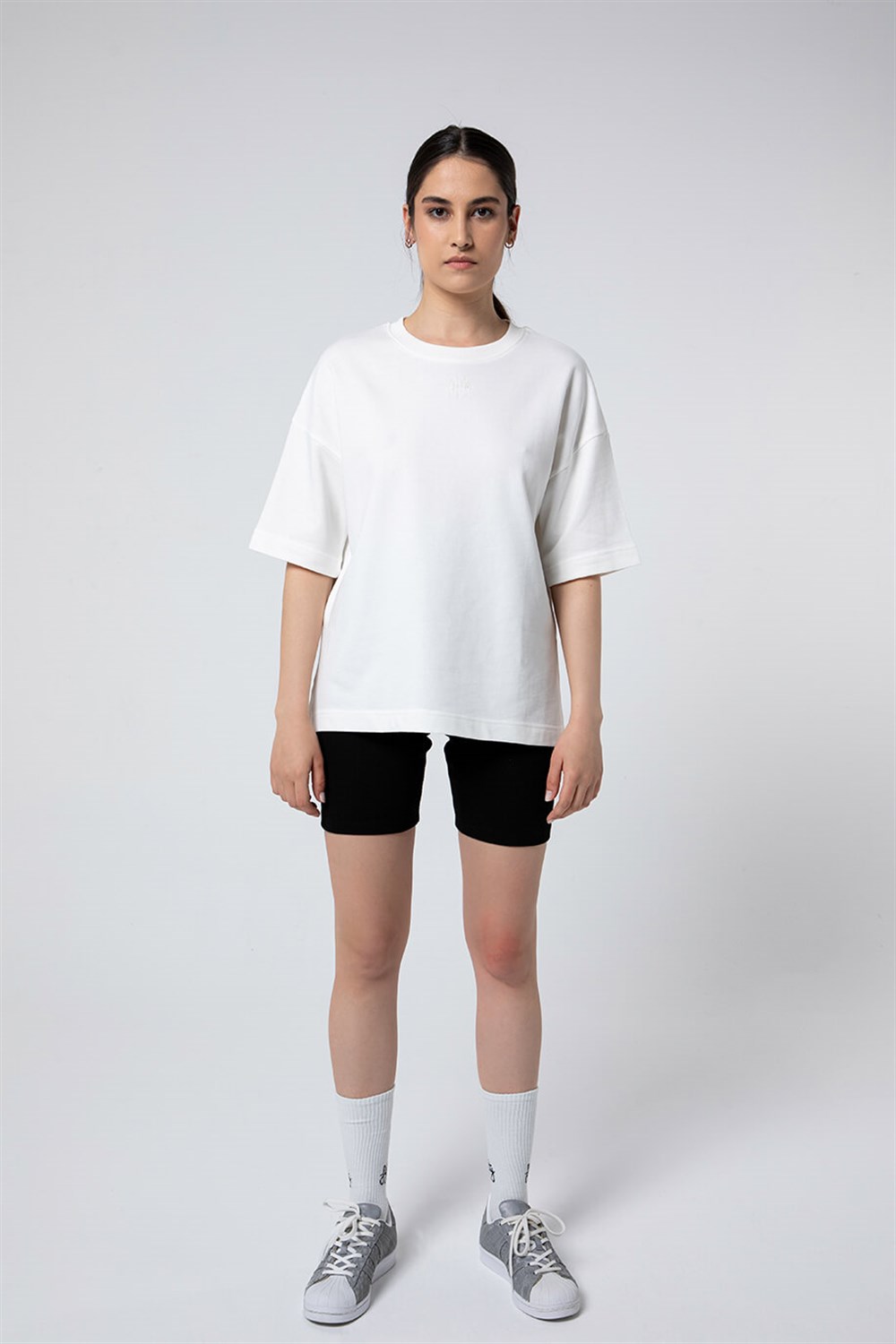 Kadın Ekru Oversize Yarım Kollu Sweatshirt