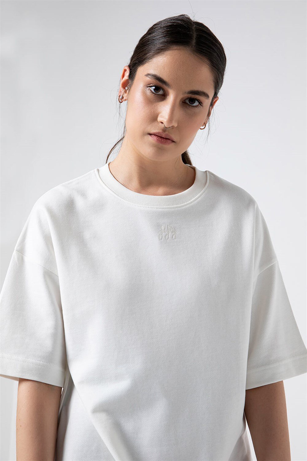 Kadın Ekru Oversize Yarım Kollu Sweatshirt