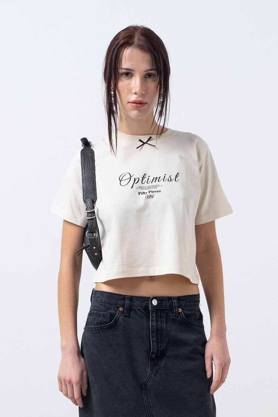 Kadın Kum Fiyonk Detaylı T-Shirt