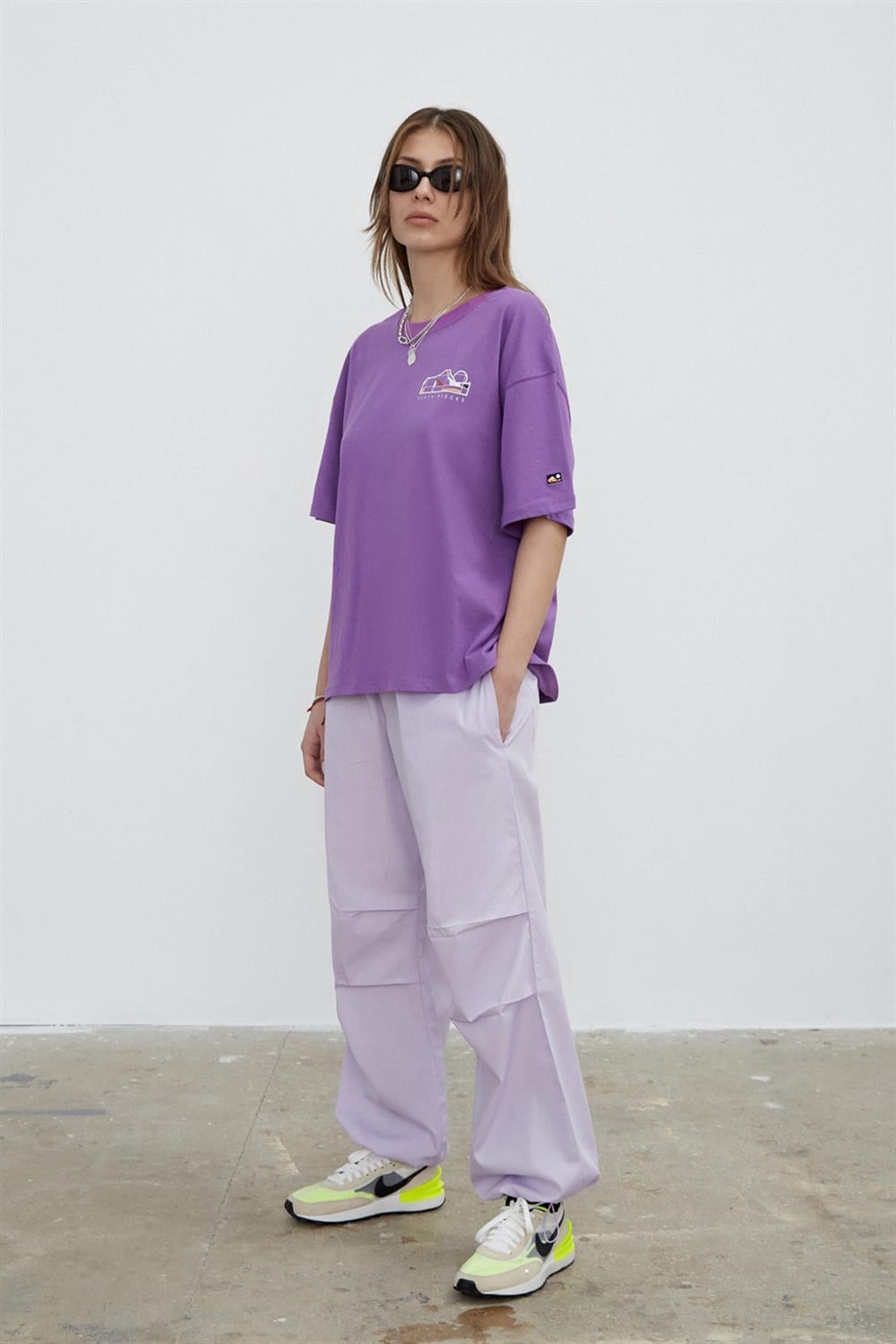 KADIN SIRT BASKILI OVERSIZE T-SHIRT