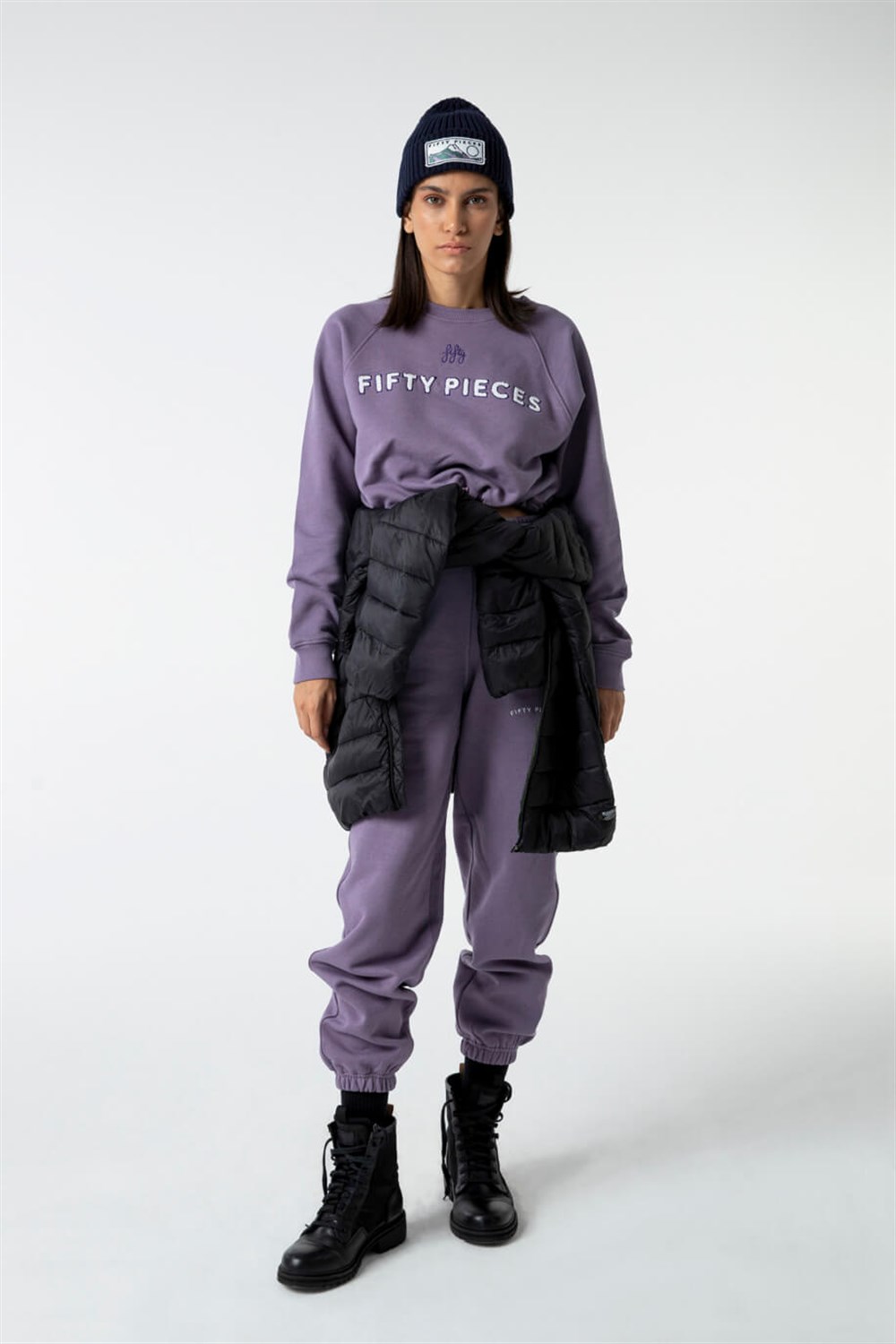 KADIN BÜZGÜLÜ CROP SWEATSHIRT
