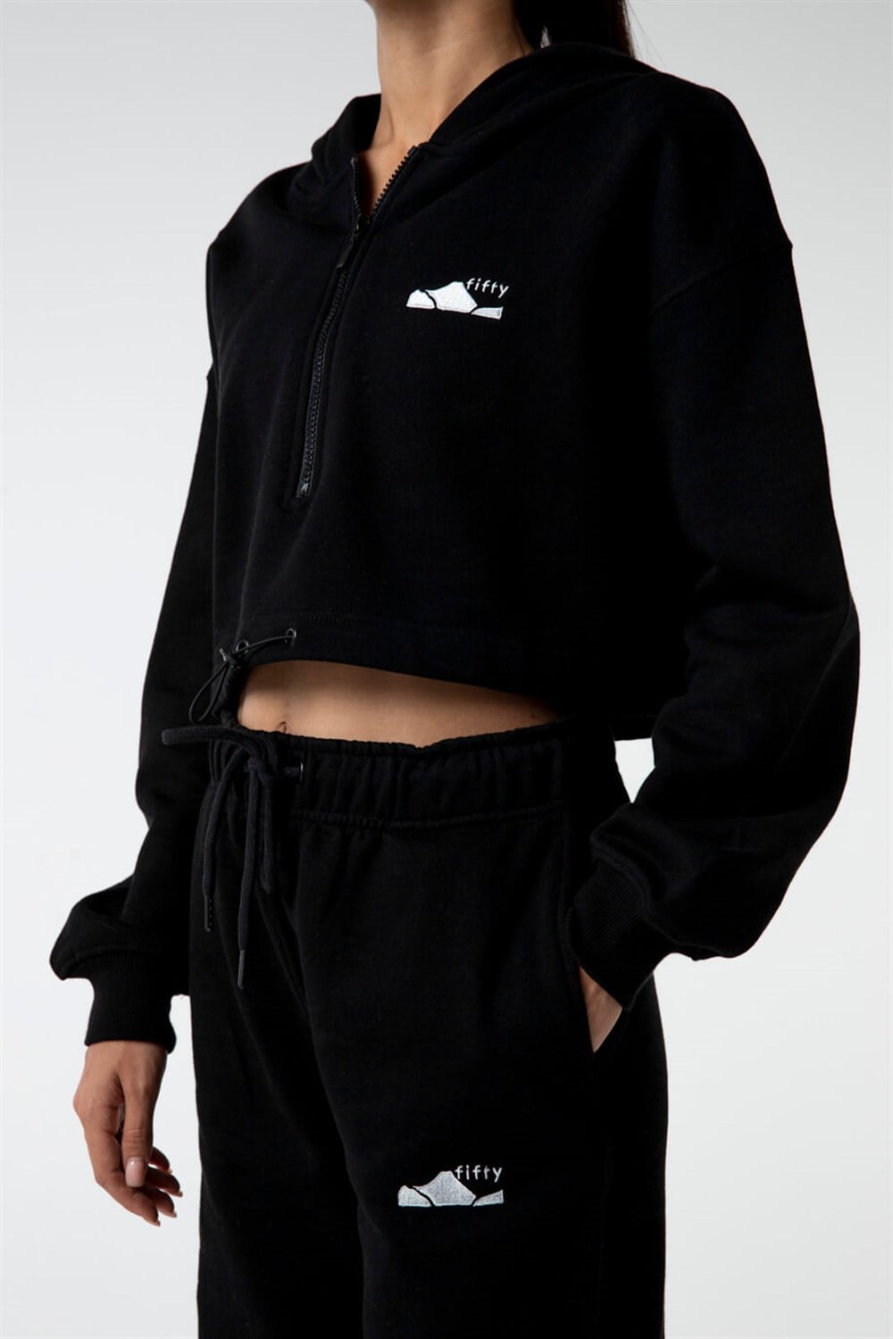 KADIN FERMUARLI CROP HOODIE