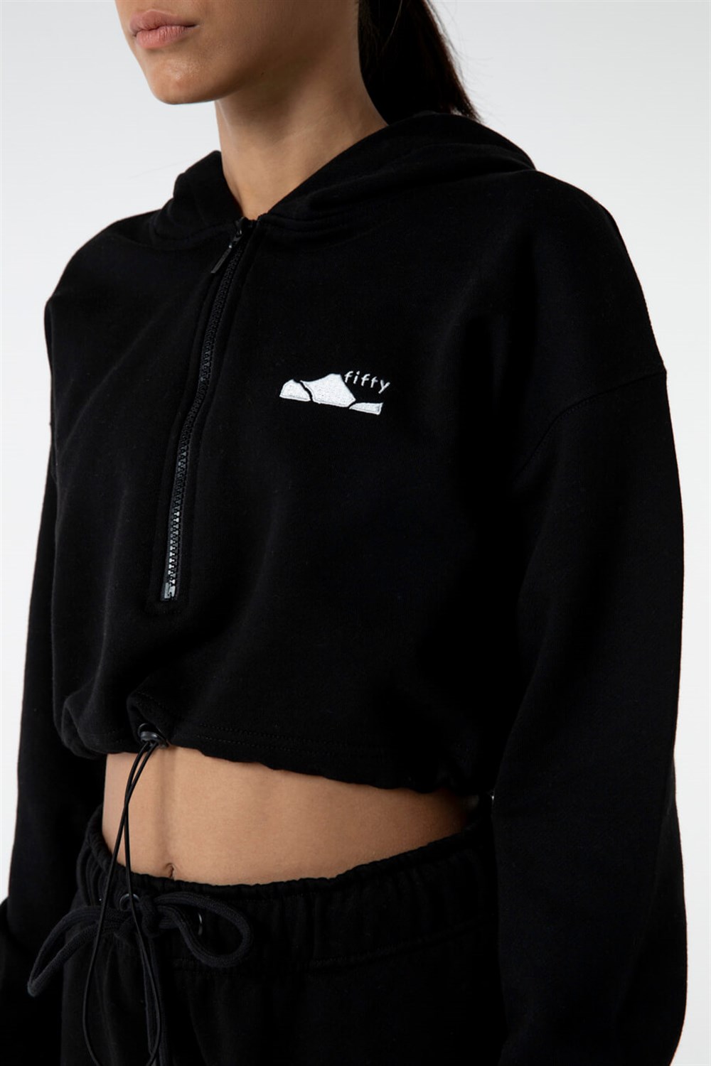 KADIN FERMUARLI CROP HOODIE