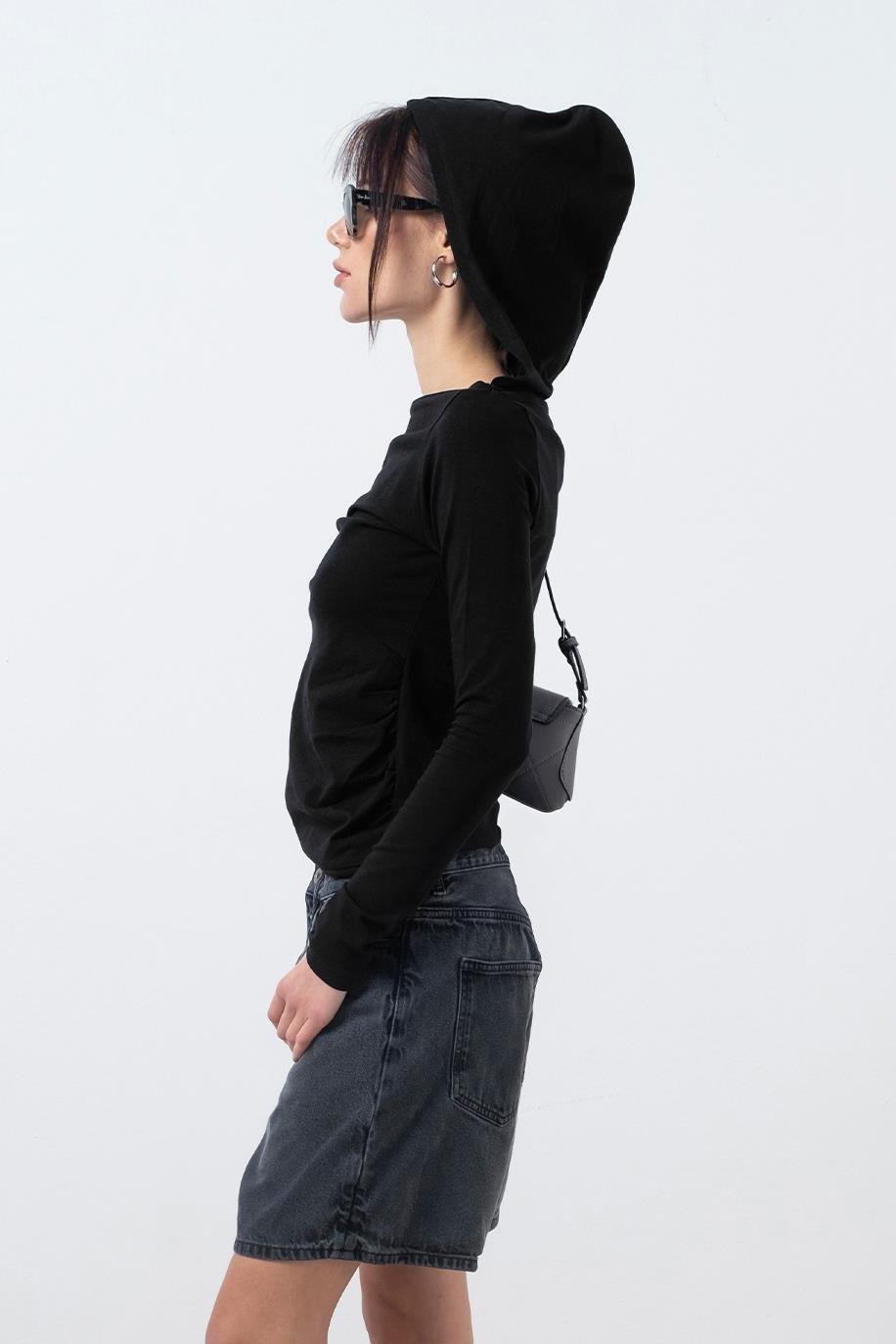 Kadın Siyah Kapüşonlu Uzun Kollu Bluz