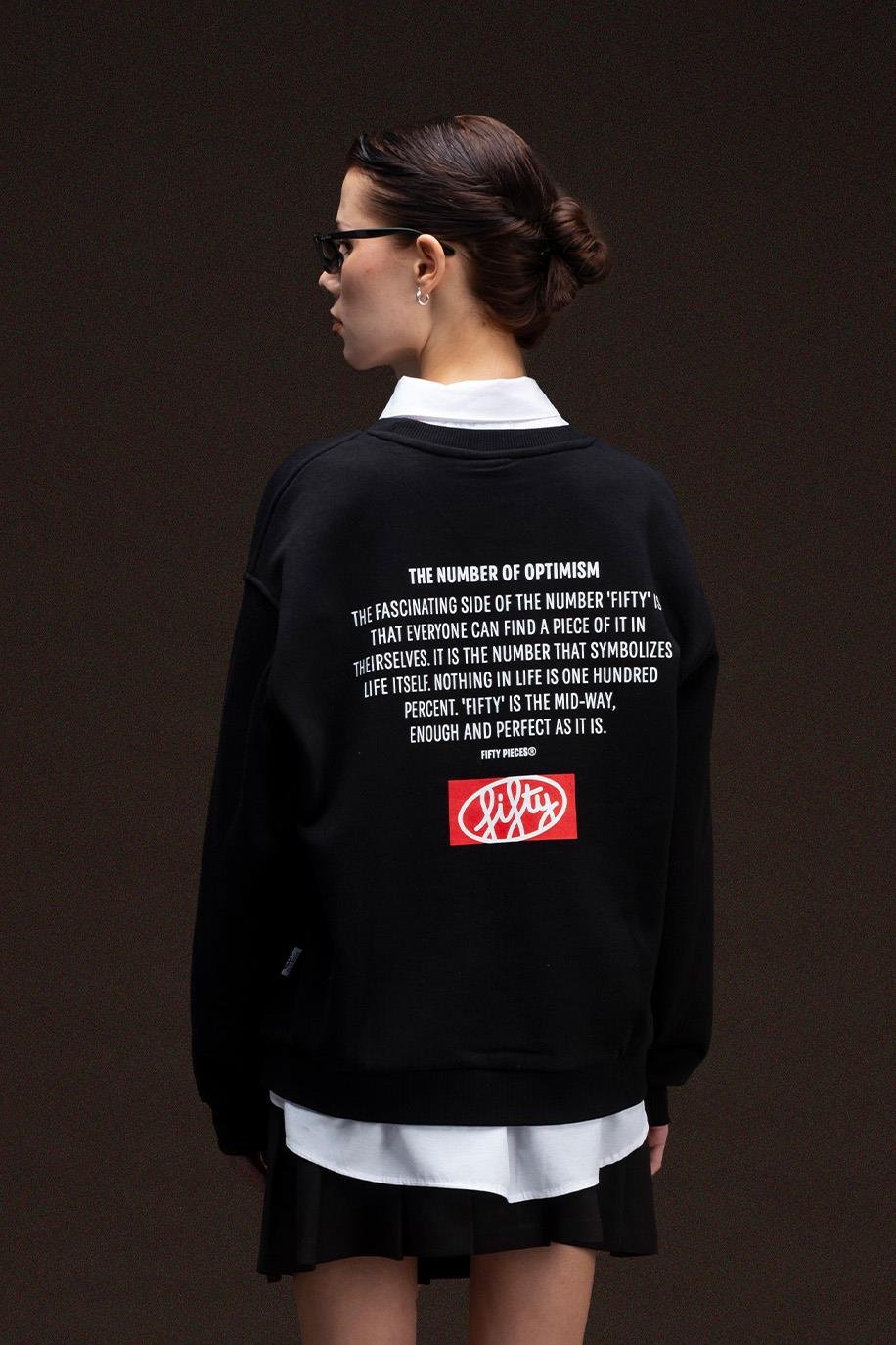 Kadın Siyah Oversize Sırt Baskılı Sweatshirt