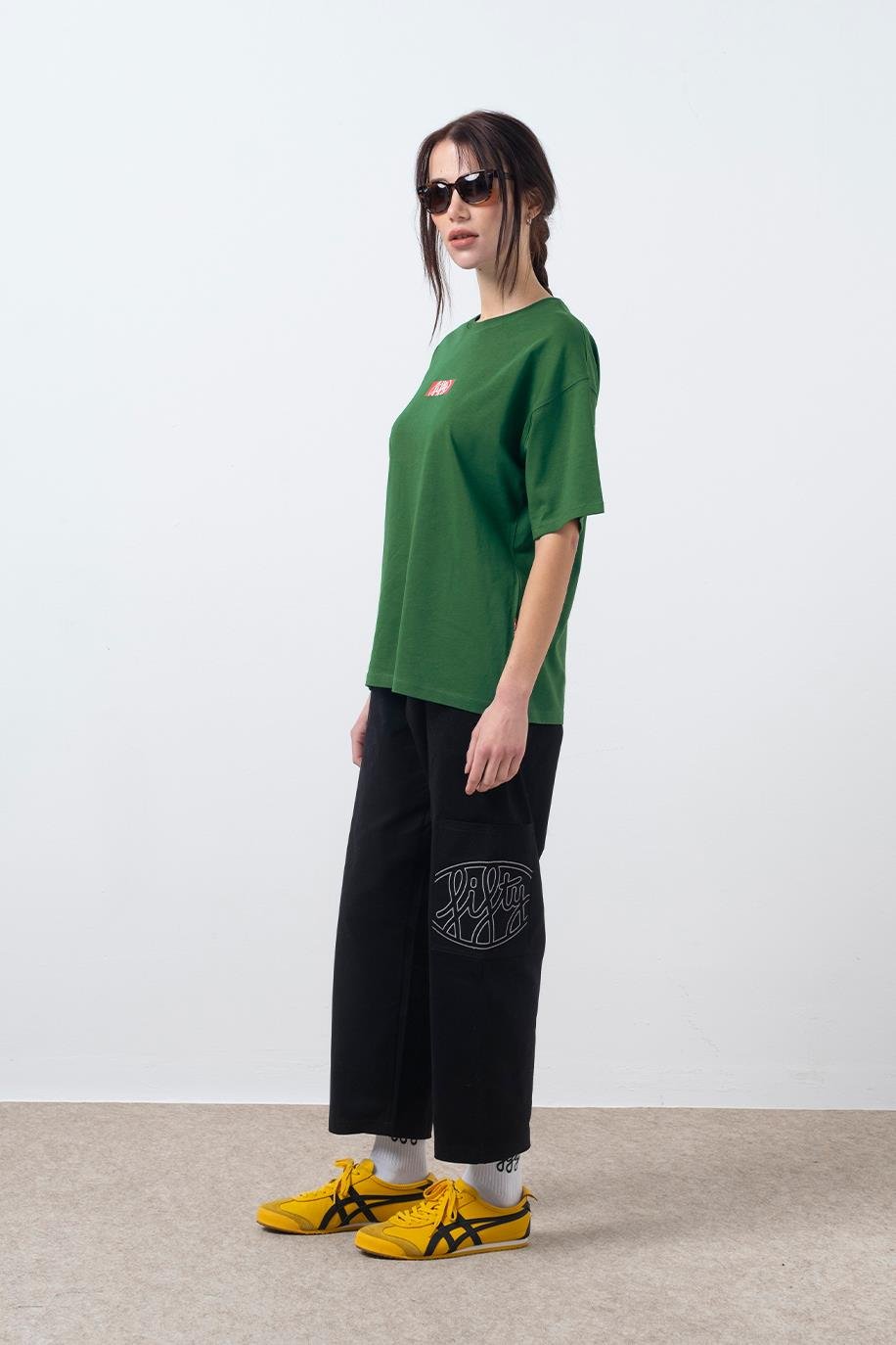 Kadın Yeşil Oversize Sırt Baskılı T-Shirt