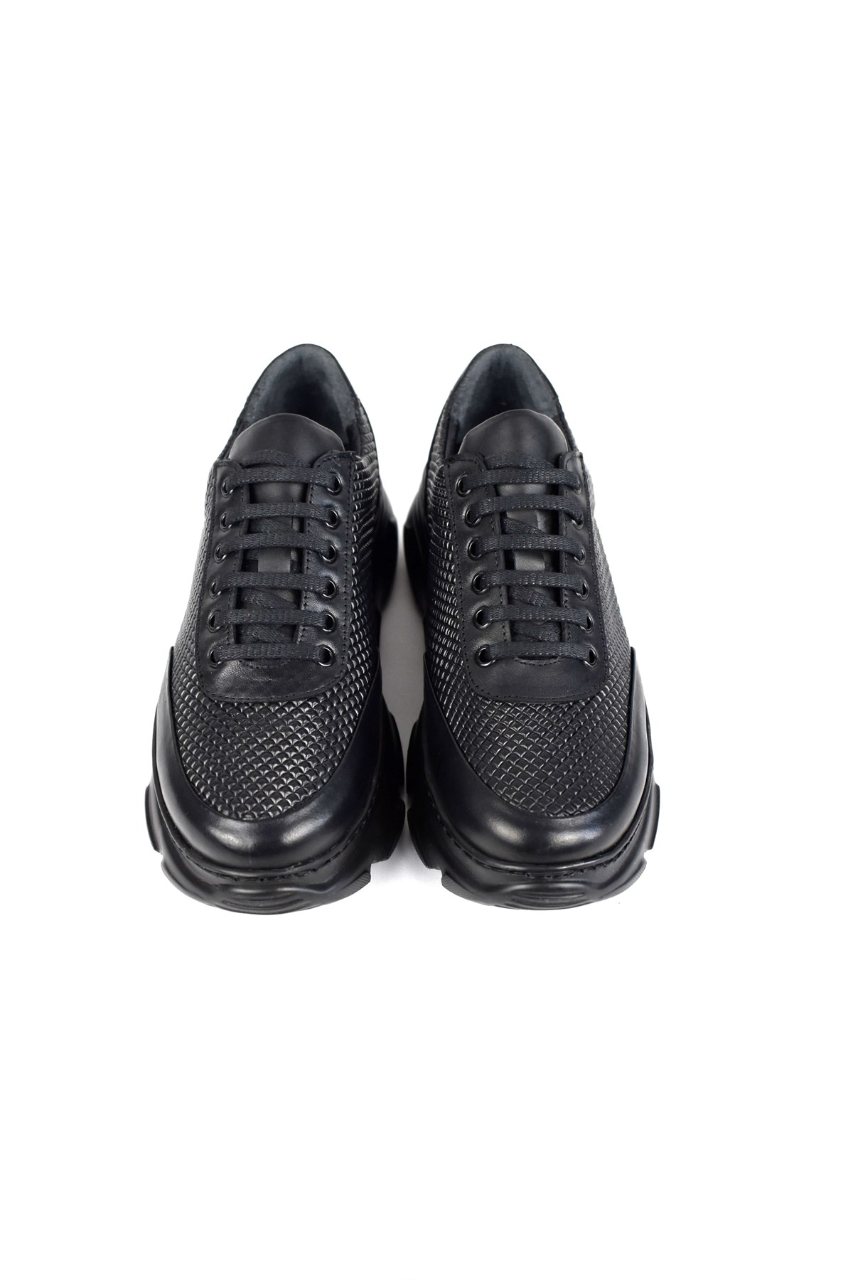 Hakiki Deri Siyah Kadın Sneaker ITW1677BW