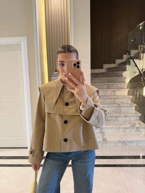 Bej Bebe Yaka Düğmeli Trençkot - 7530