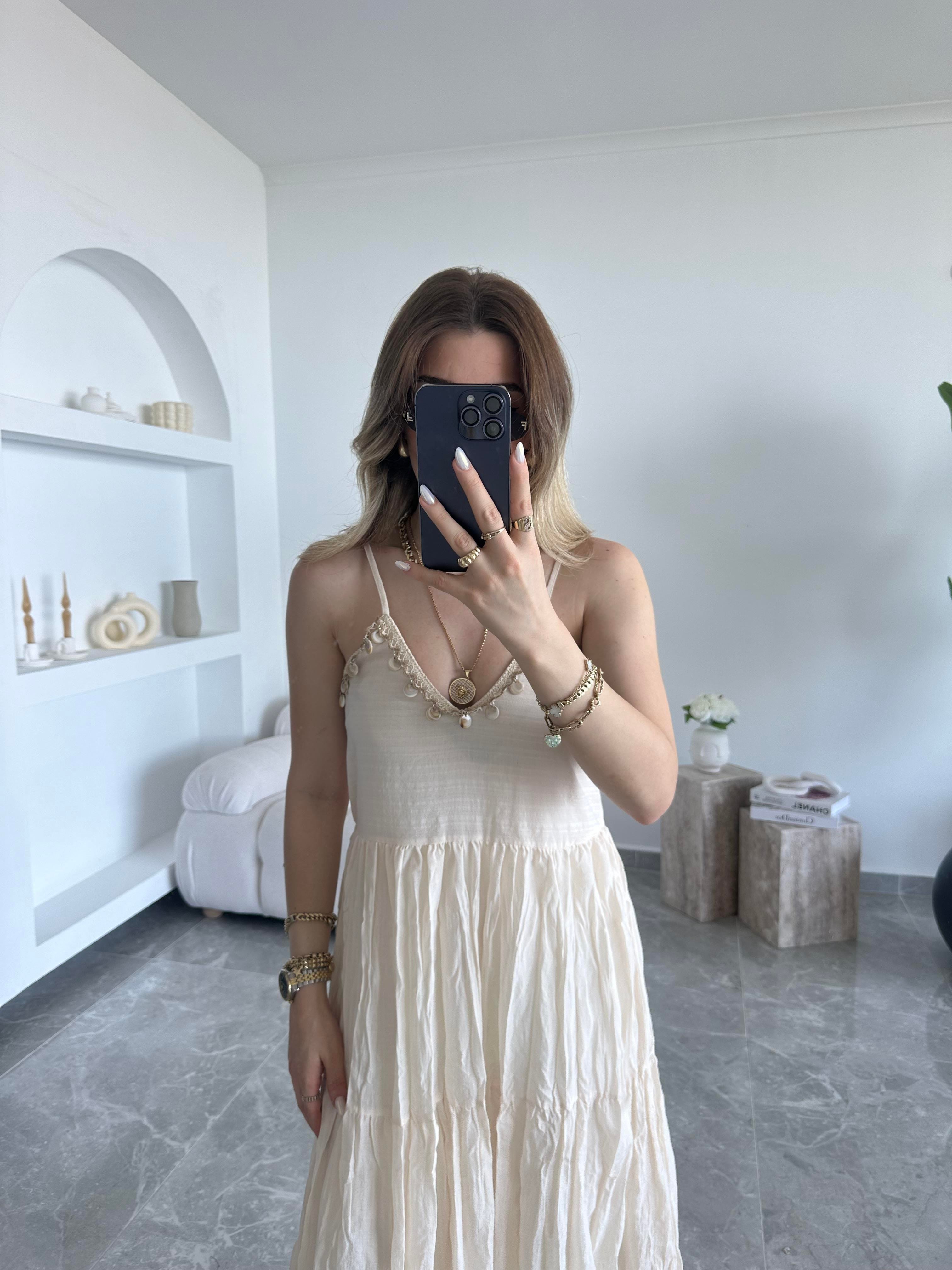 Bej Deniz Kabuğu İşlemeli Rustik Elbise