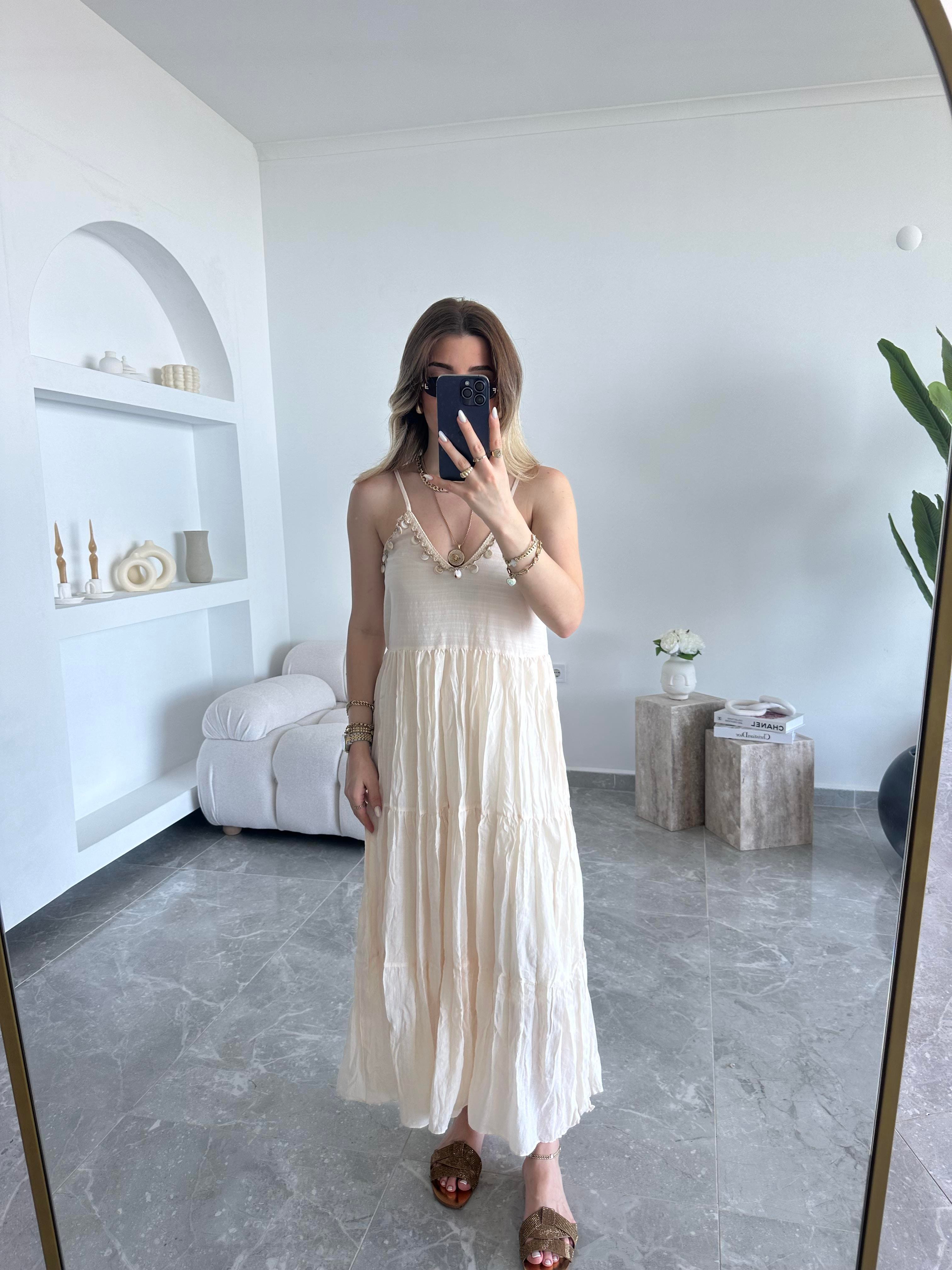 Bej Deniz Kabuğu İşlemeli Rustik Elbise