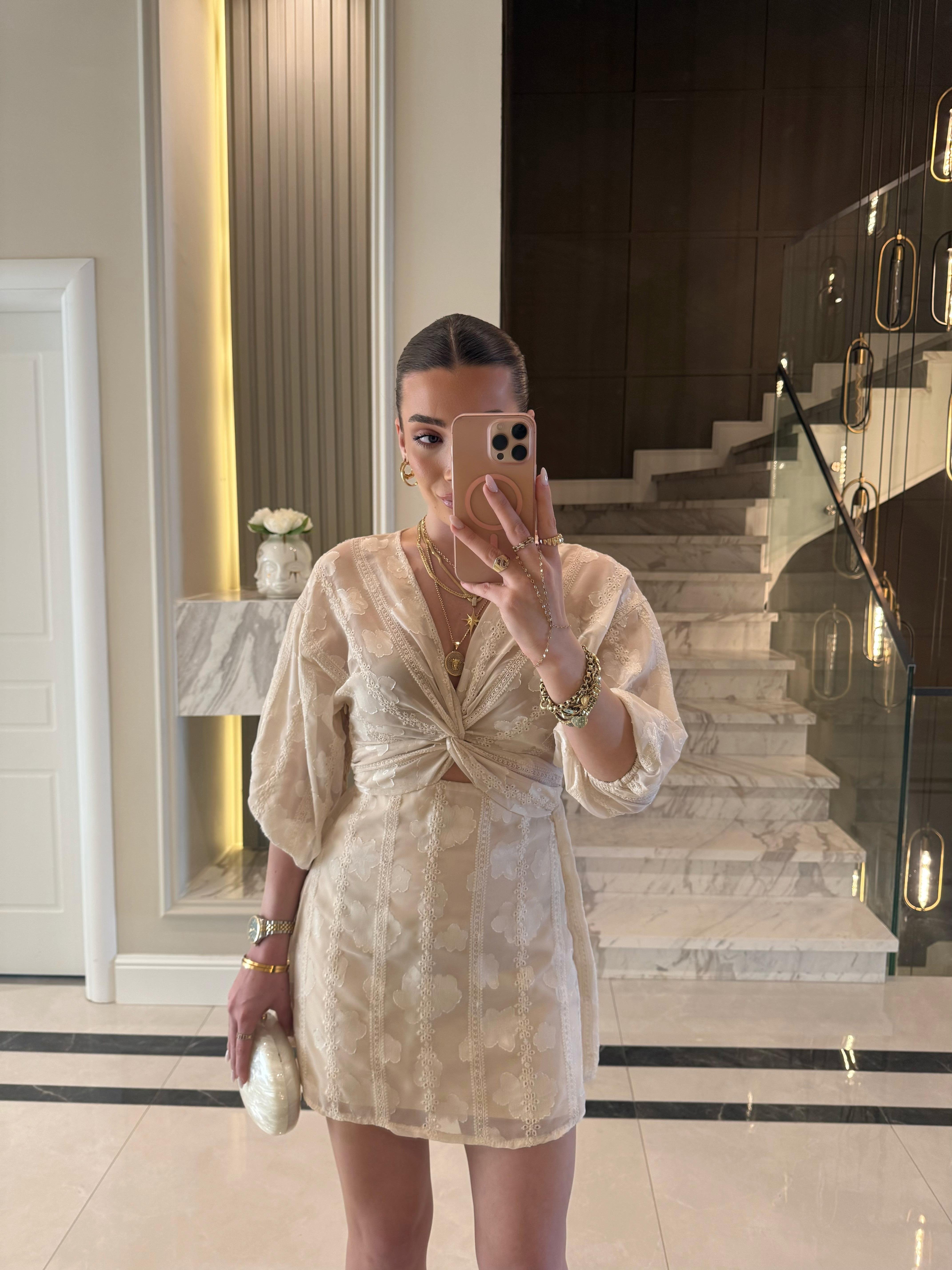 Bej İşlemeli İmst Elbise