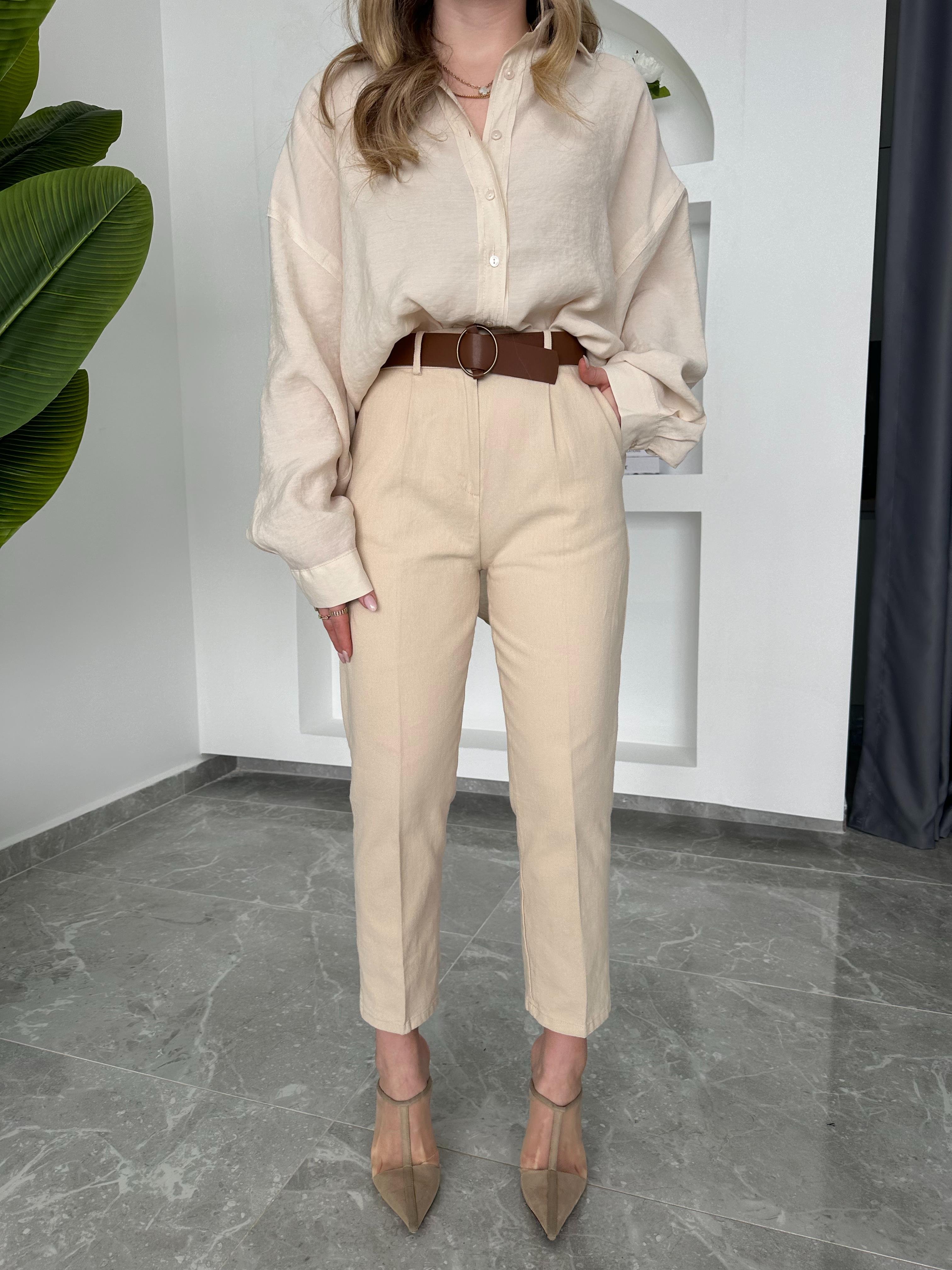 Bej Kemerli Gabardin Pantolon