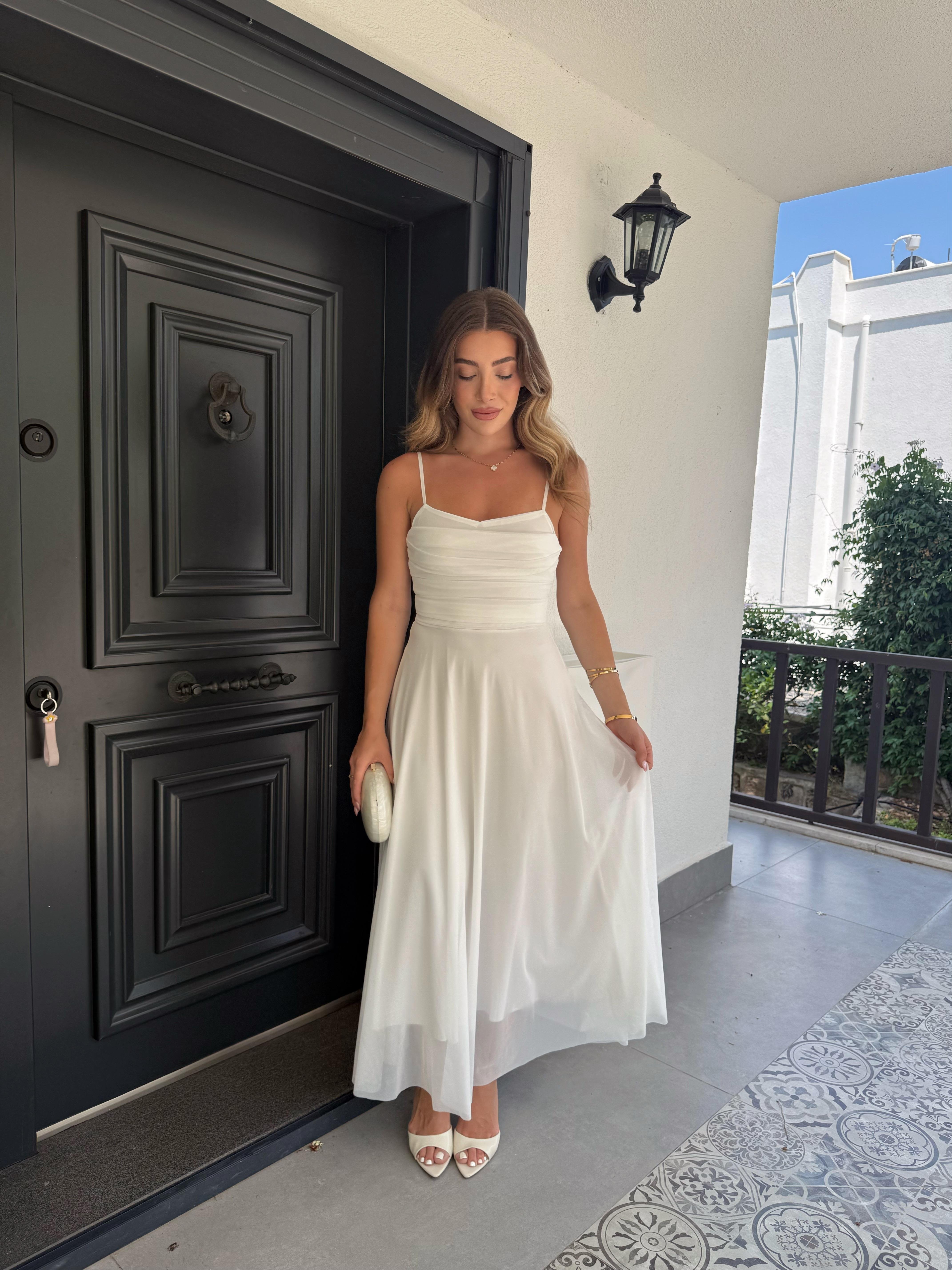 Beyaz İp Askılı  Drapeli Maxi Boy Elbise