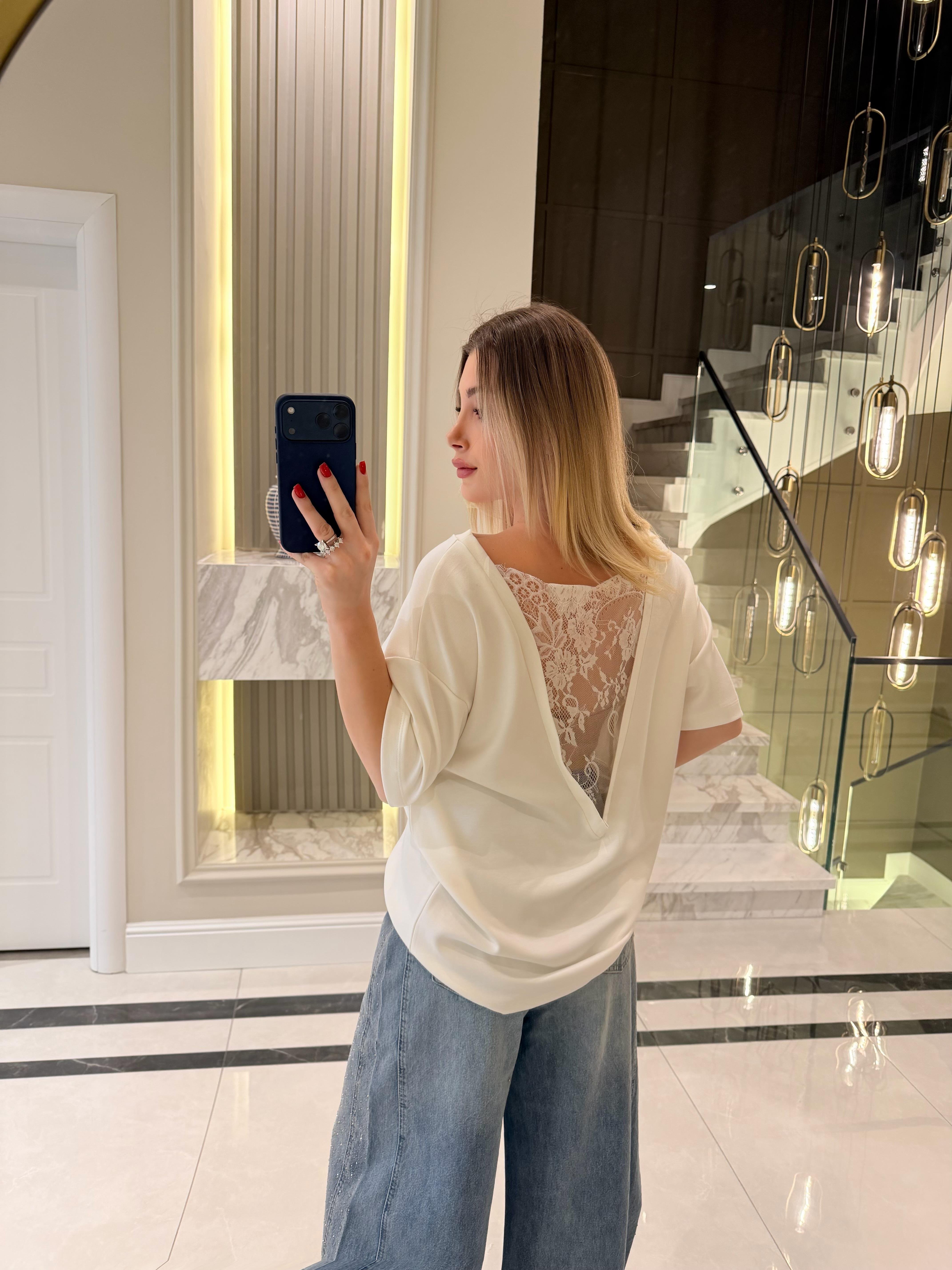Ekru Sırtı V Dantel Detaylı Kısa Kollu Tshirt-1050