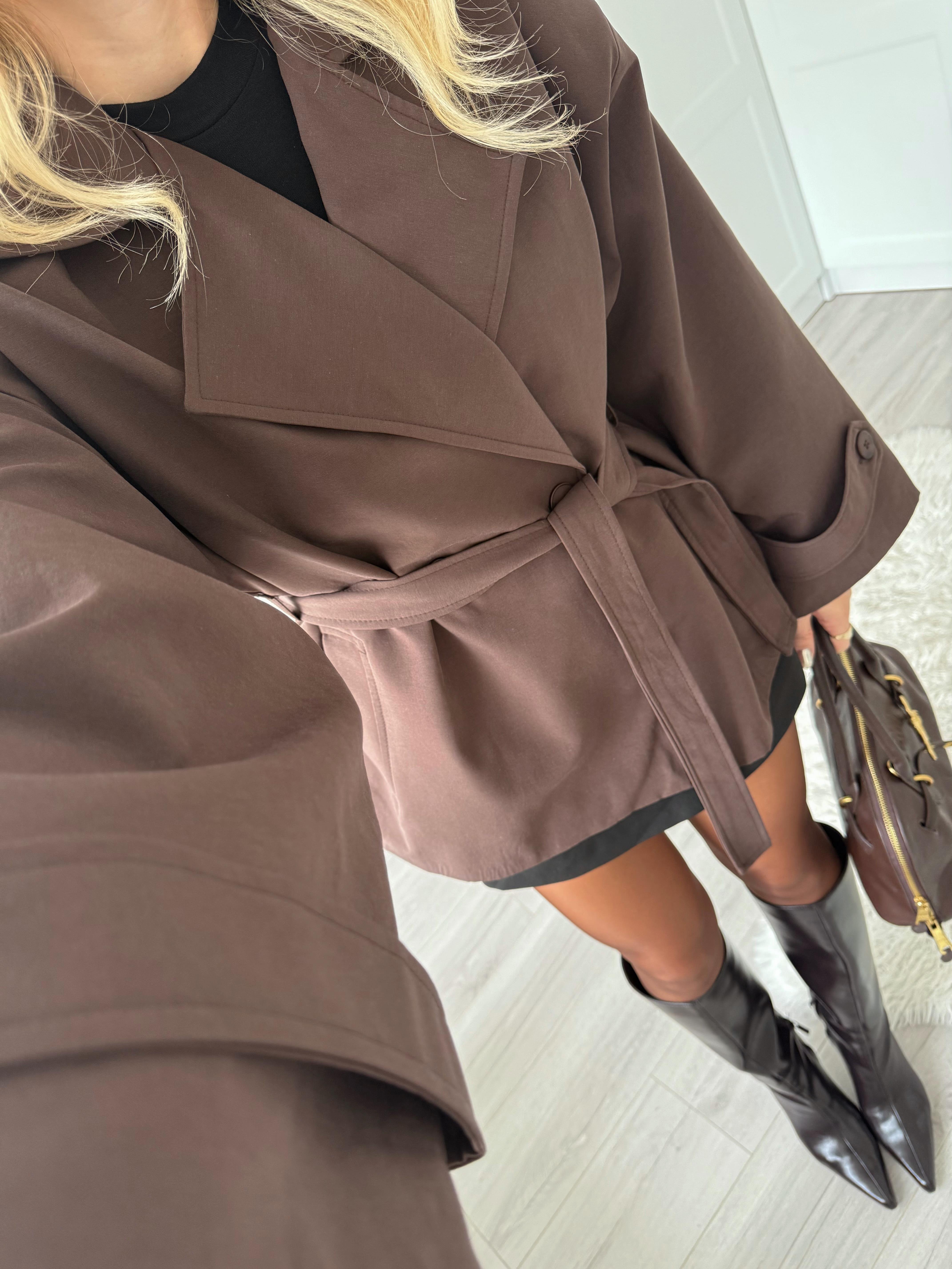 Kahve Rengi Kısa Trenç -9609