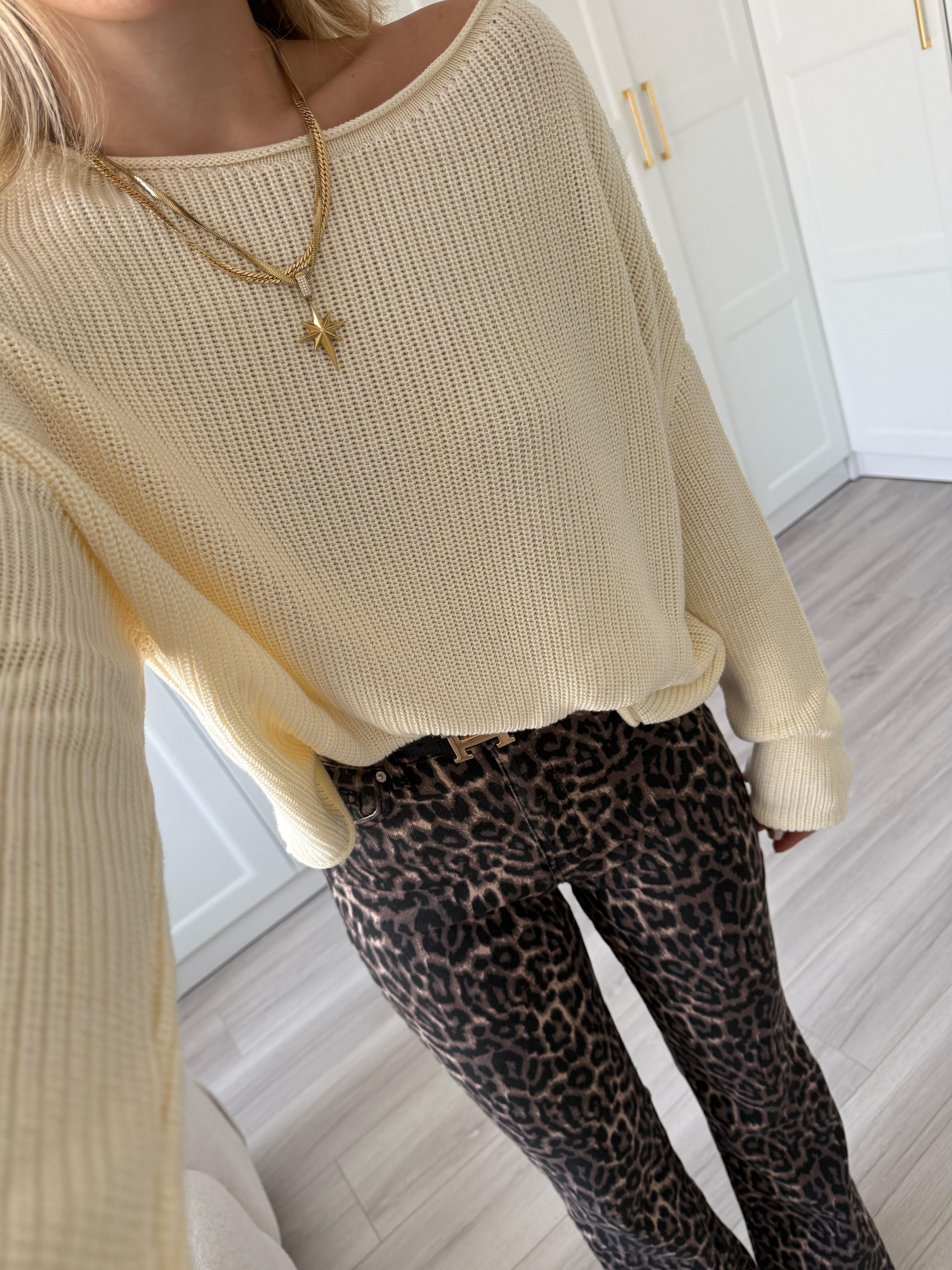 Krem Kayık Yaka Basic Triko Kazak- 10804