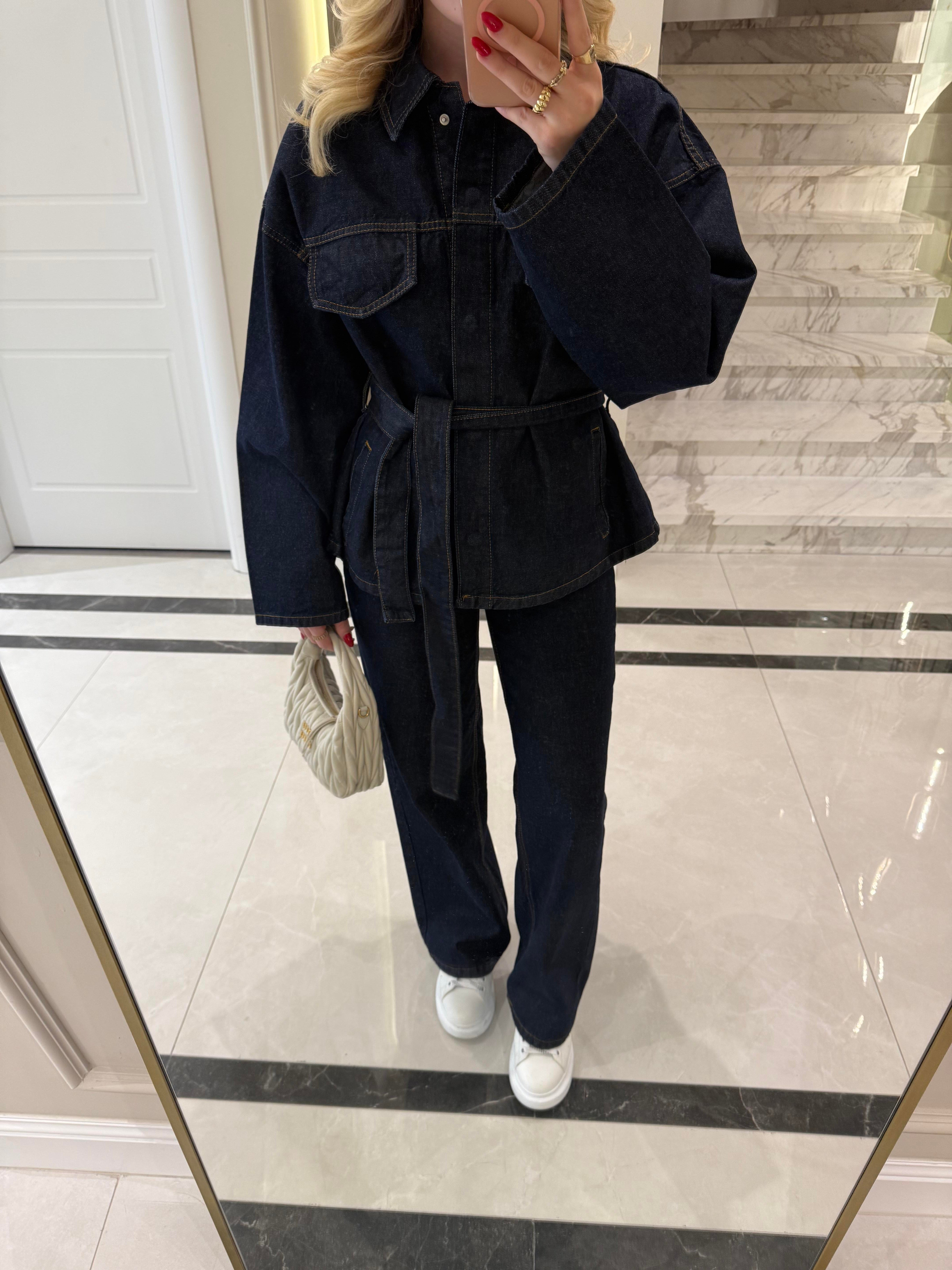 Lacivert Cepli Kuşaklı Denim Takım