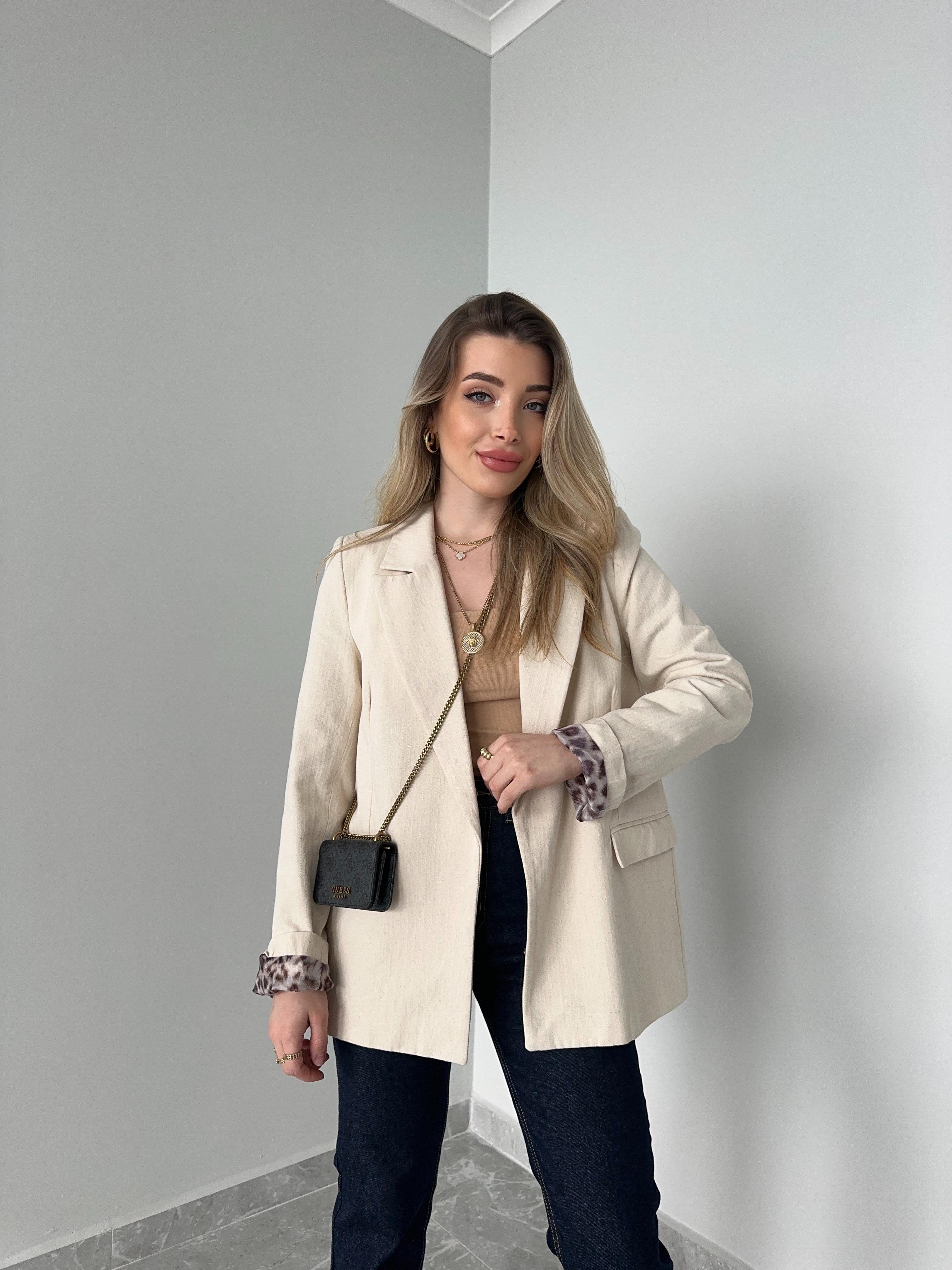 Leopar Astarlı Taş Renk Gabardin Blazer Ceket