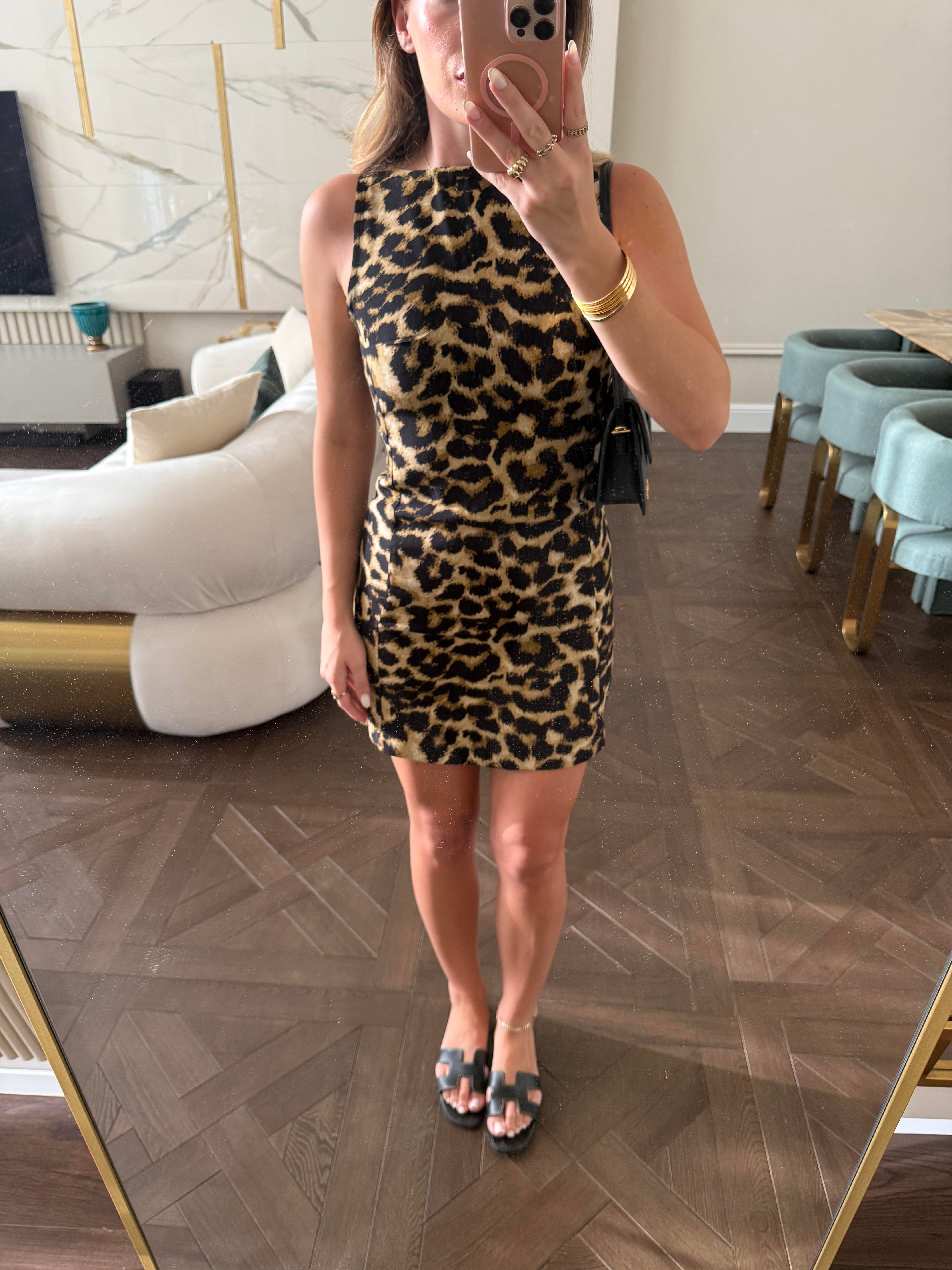 Leopar Desenli Mini Kolsuz Elbise