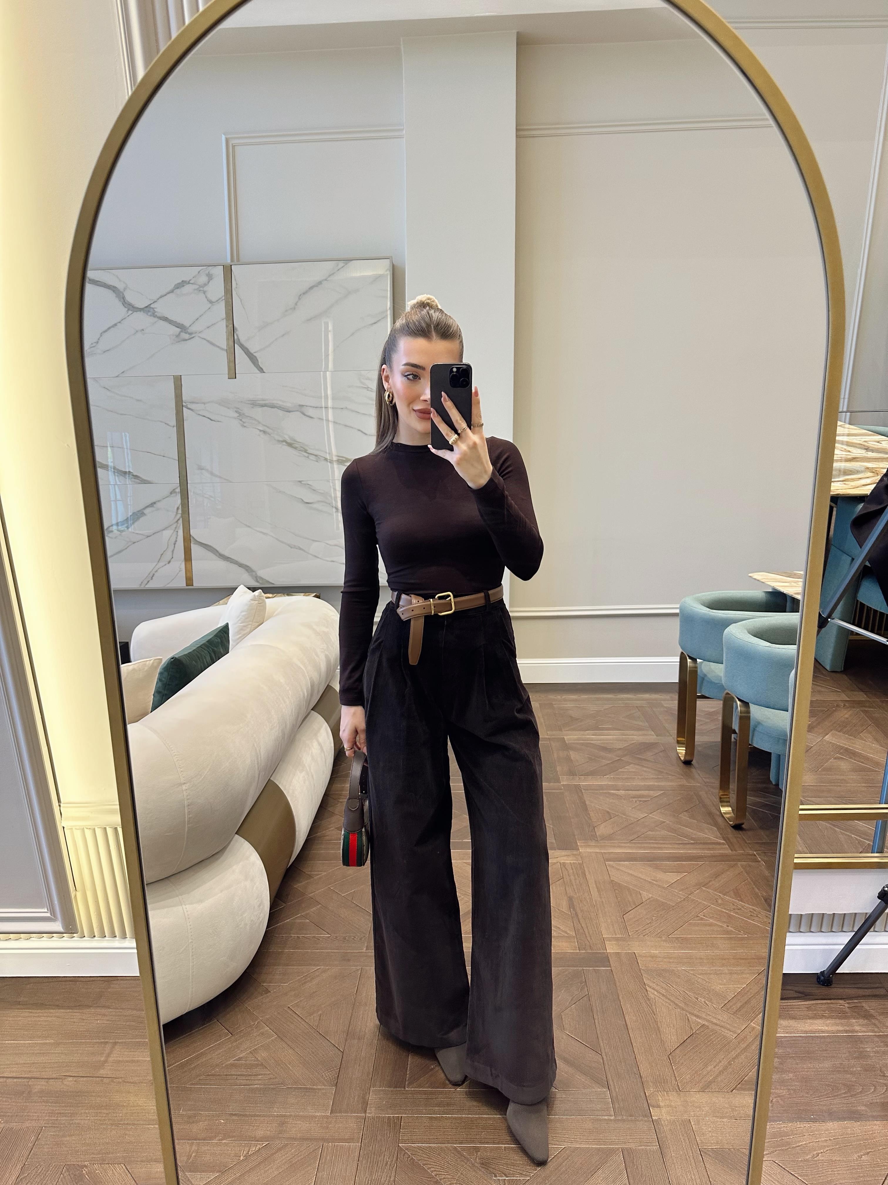 Marka Model Acı Kahve Pileli Kadife Palazzo Pantolon 