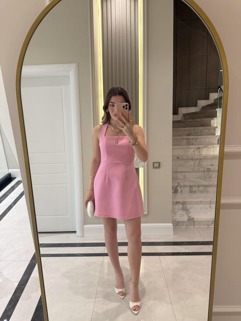 Pembe Boyundan Askılı Mini Elbise