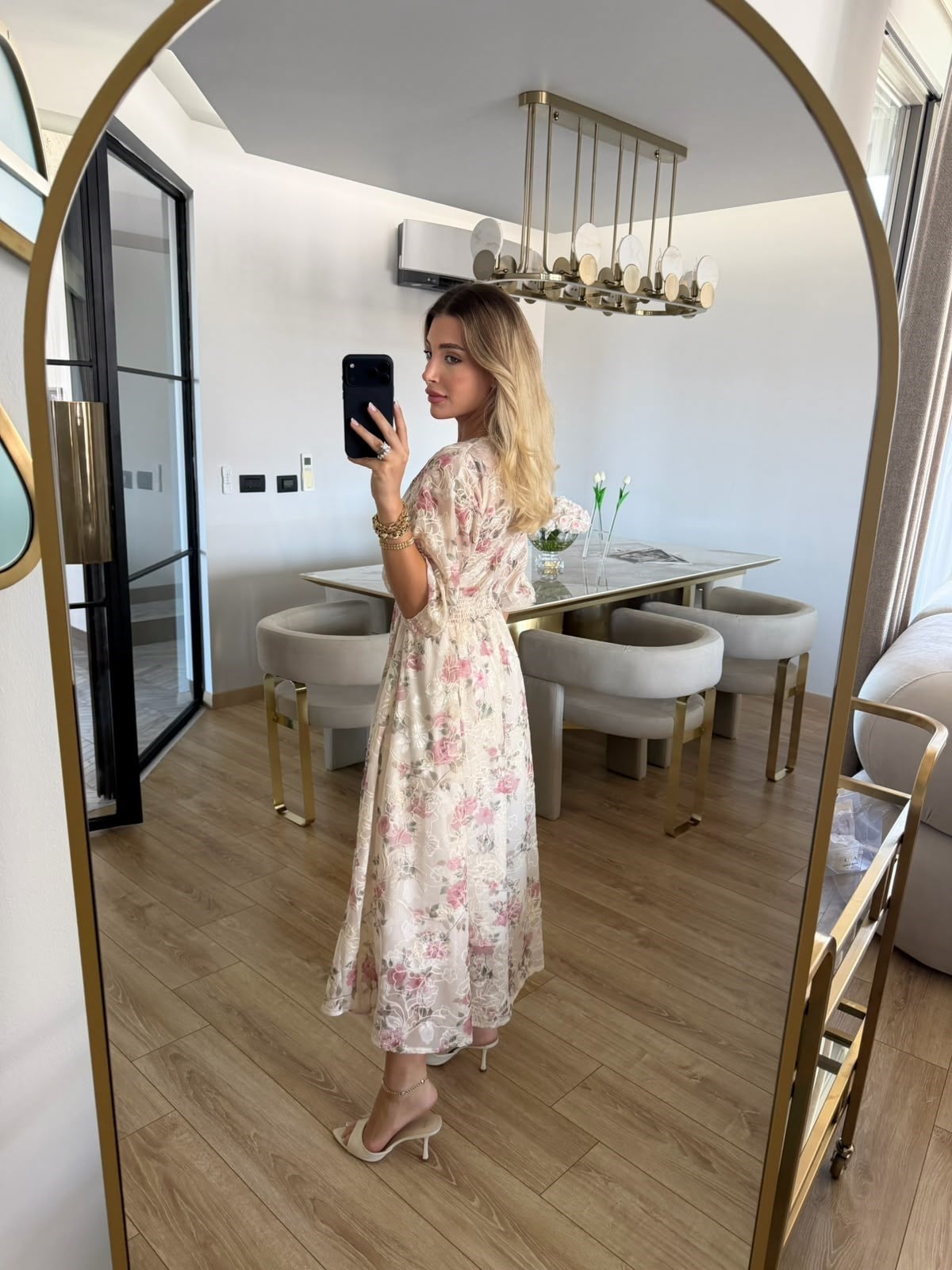 Pembe  Çiçek Desenli Diana Midi Elbise - ÖN SİPARİŞ ÜRÜNÜDÜR KARGO ÇIKIŞI 06.07.2026 TARİHİNDE OLACAKTIR.