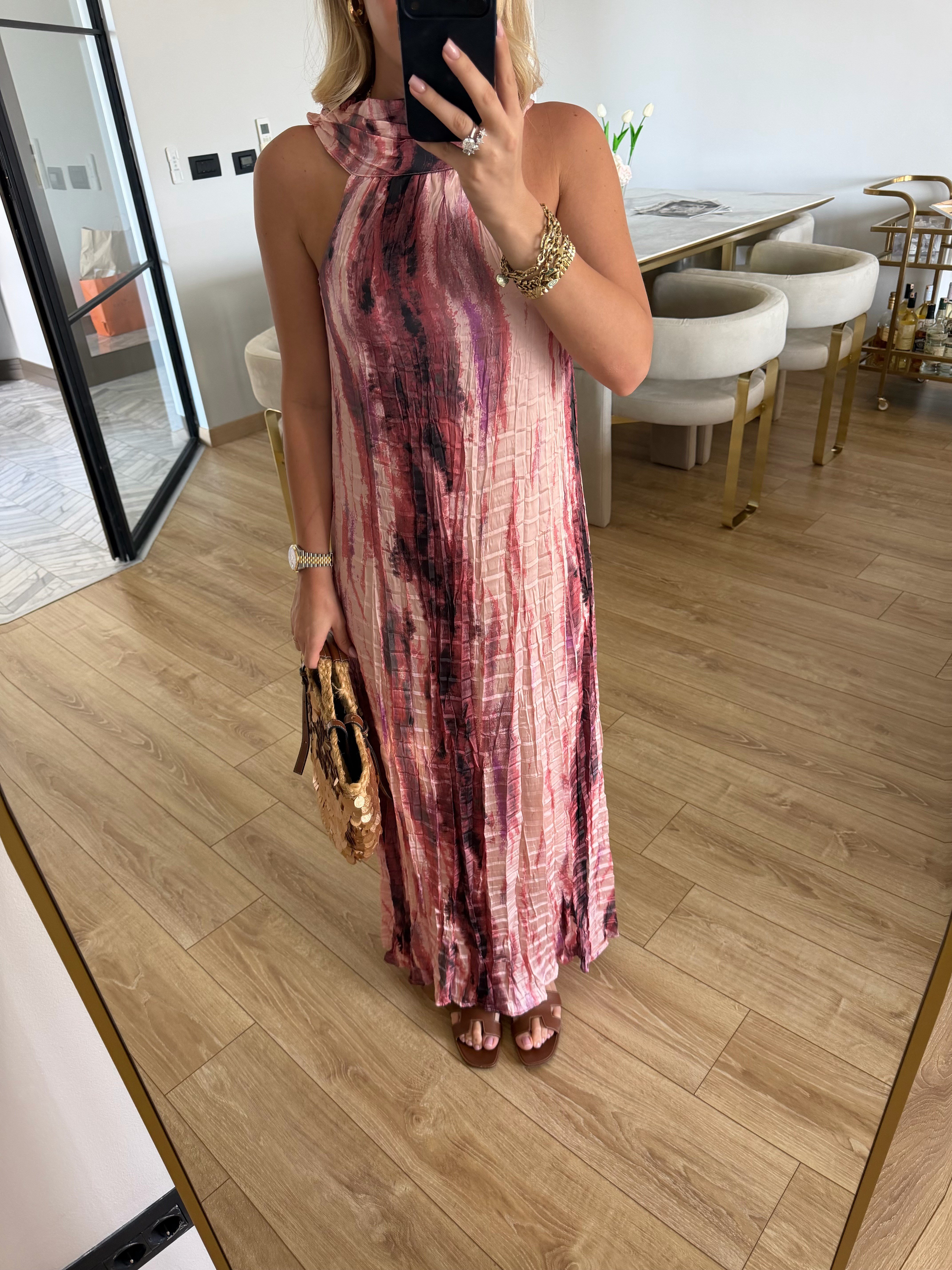 Pembe Saten Boyun Detaylı Batik Desenli Elbise 1059