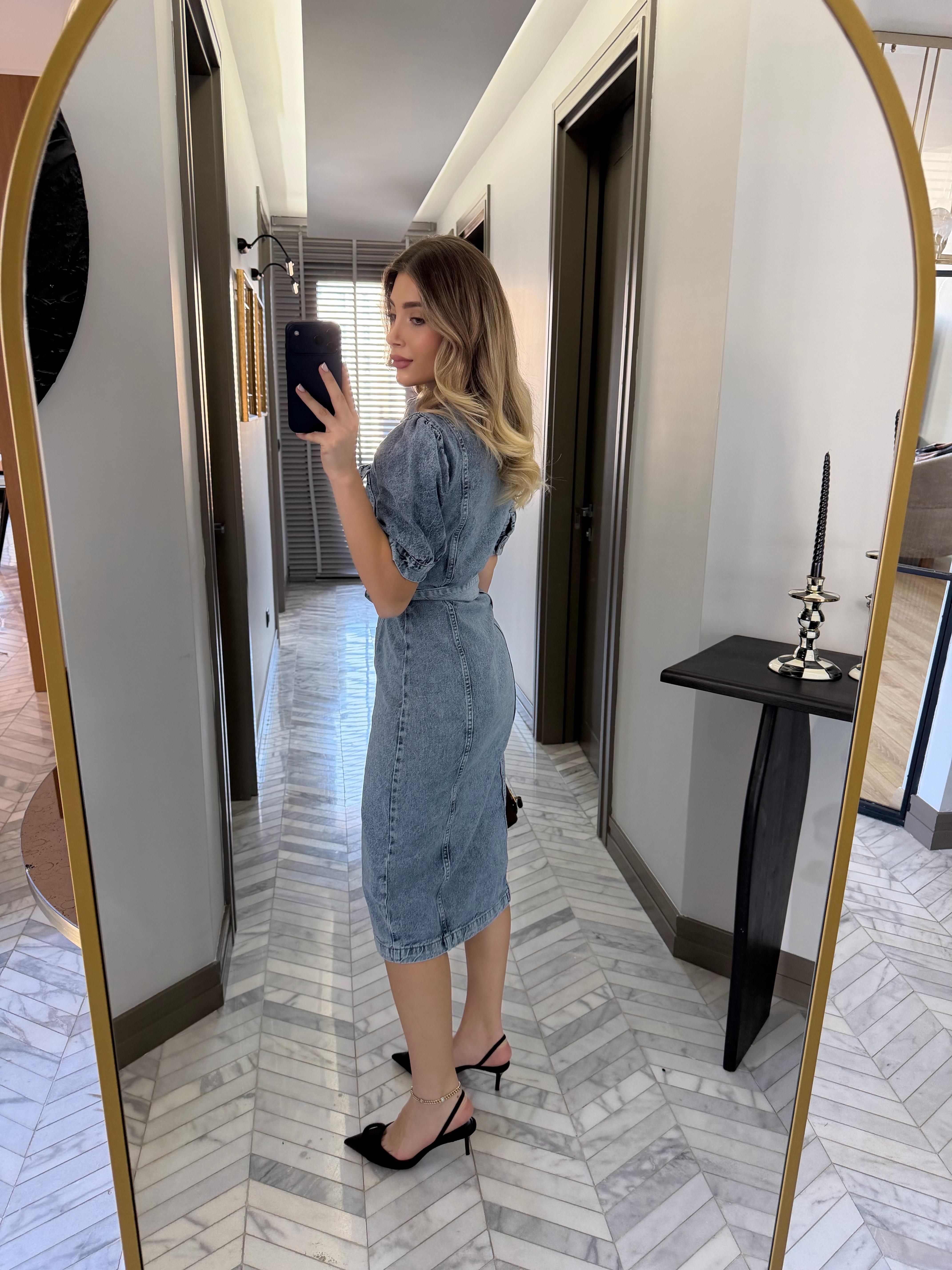 Rins Yıkama Kuşaklı Denim Elbise
