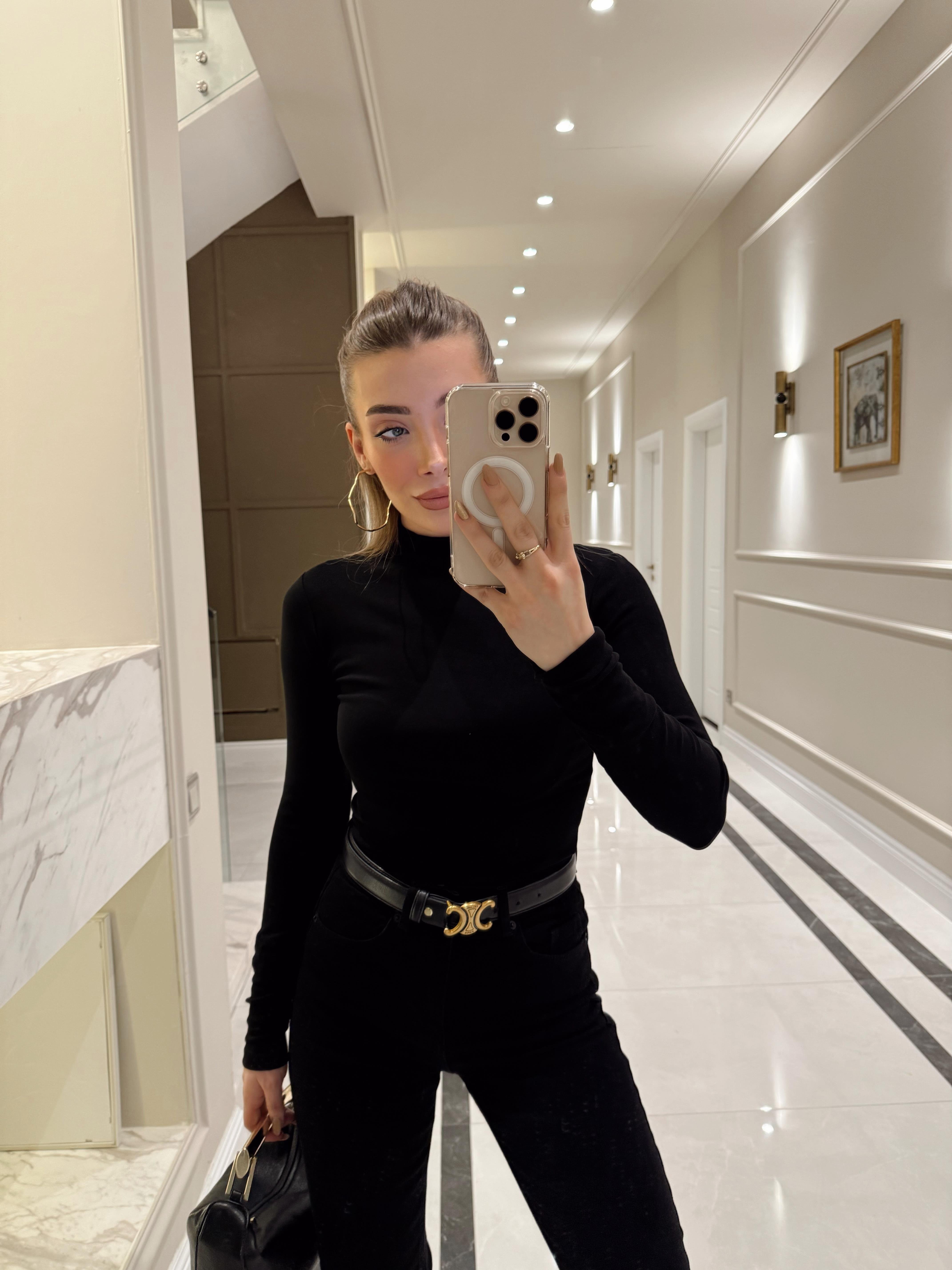 Siyah DLV Yarım Balıkçı Yaka Top