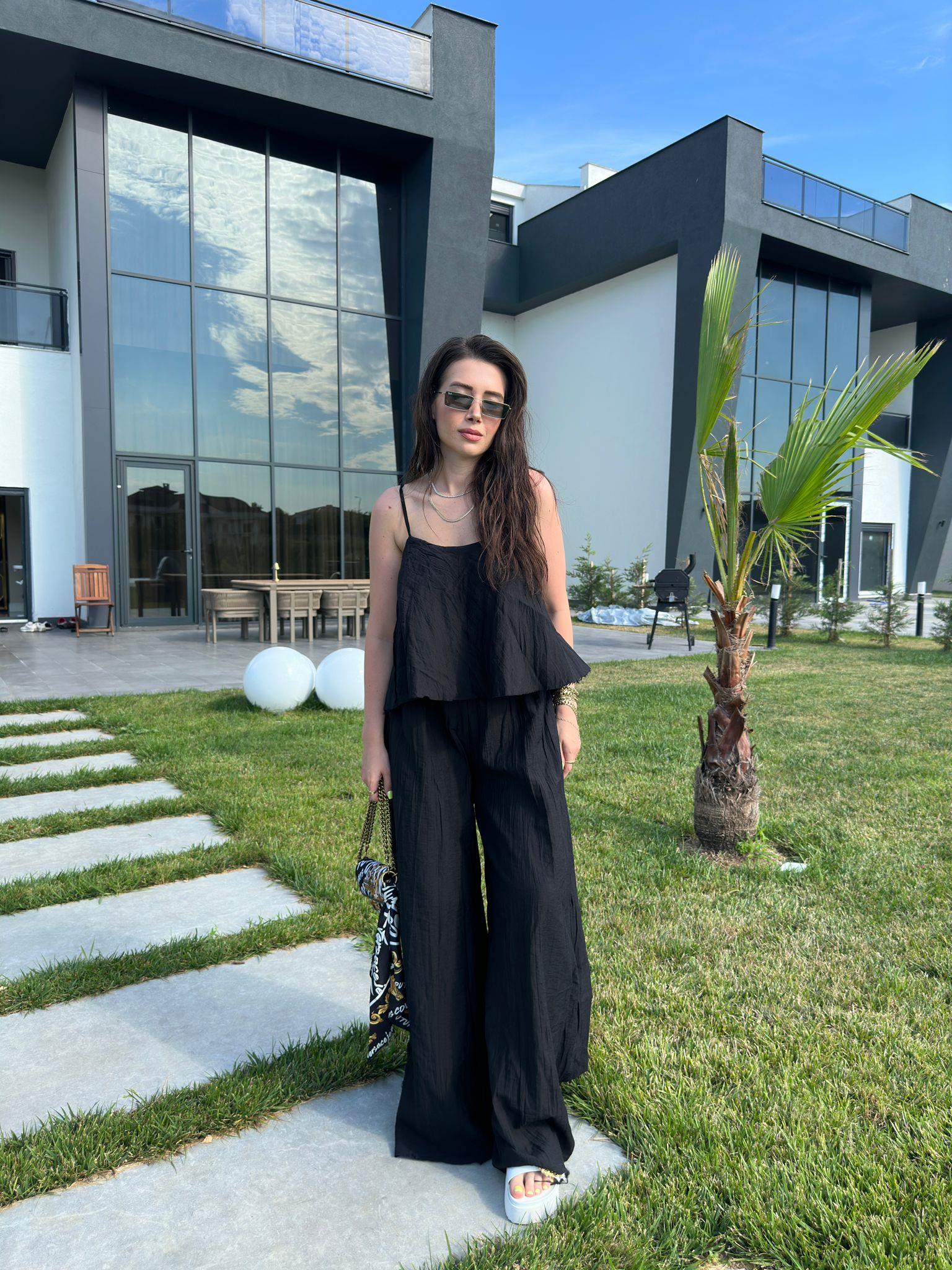 Siyah Marka Model Kırışık İkili Takım