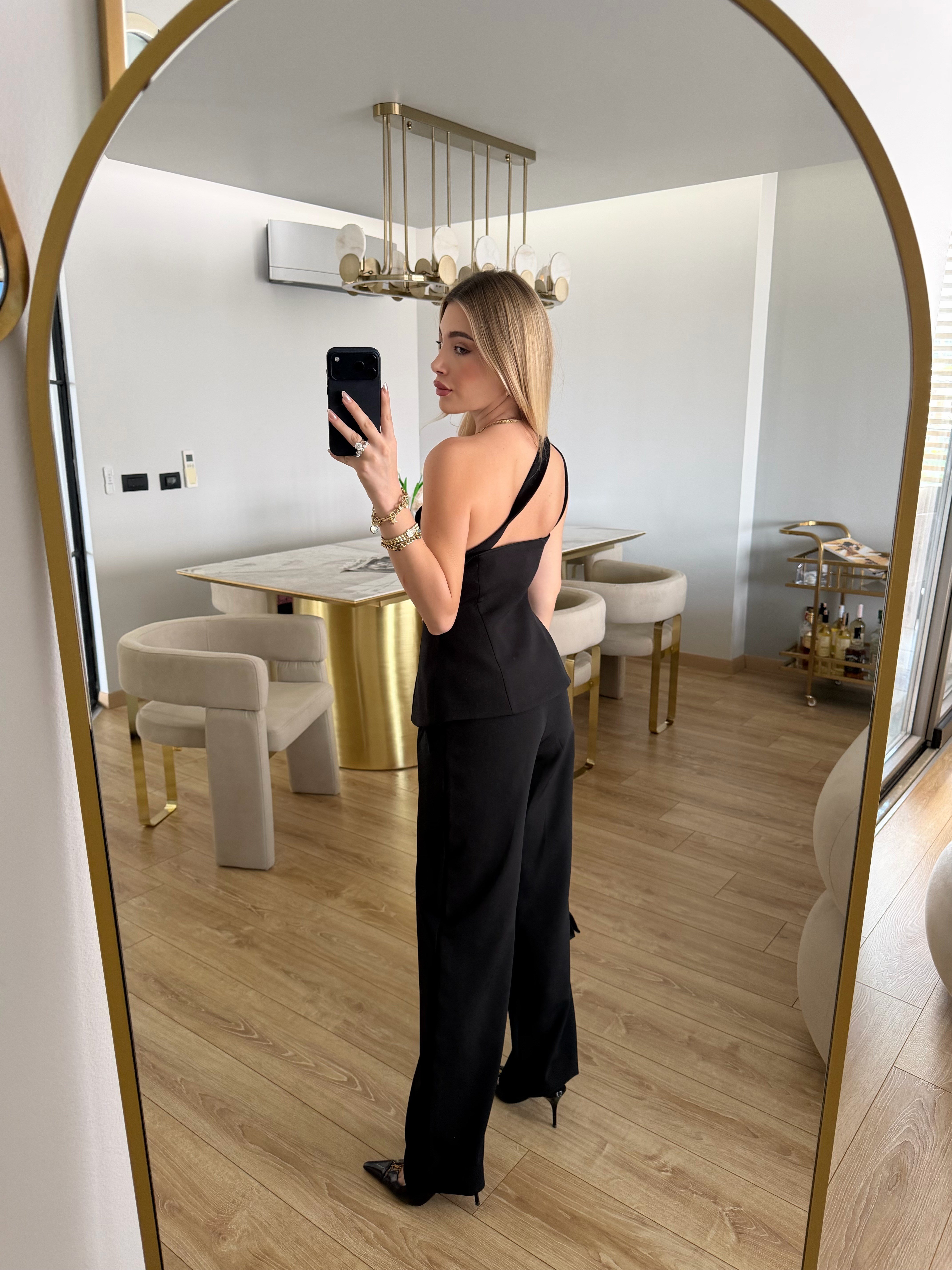 Siyah Silver Düğme Detaylı Tek Omuz Yelekli İkili Takım