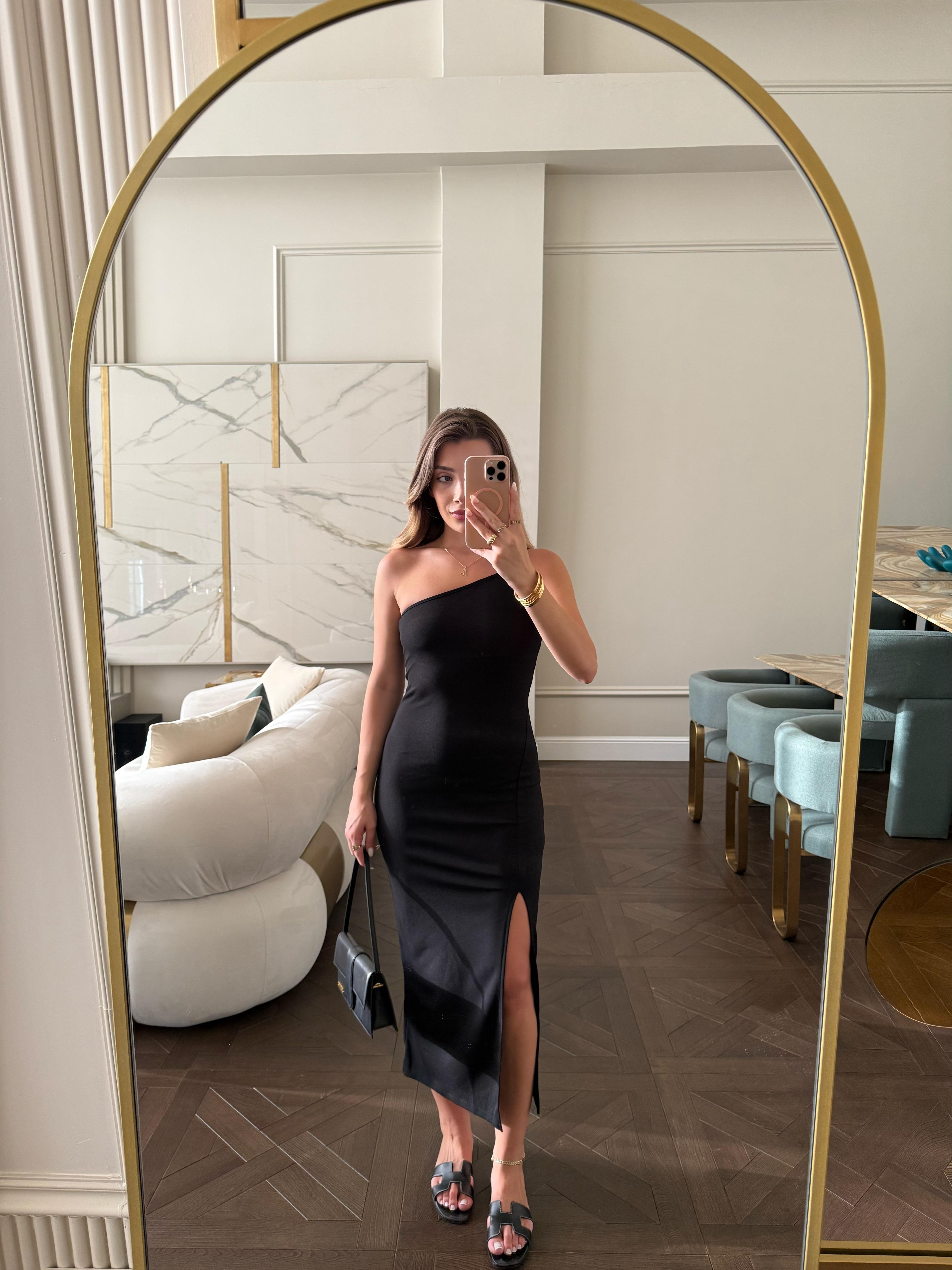 Siyah Tek İp Askılı Elbise 