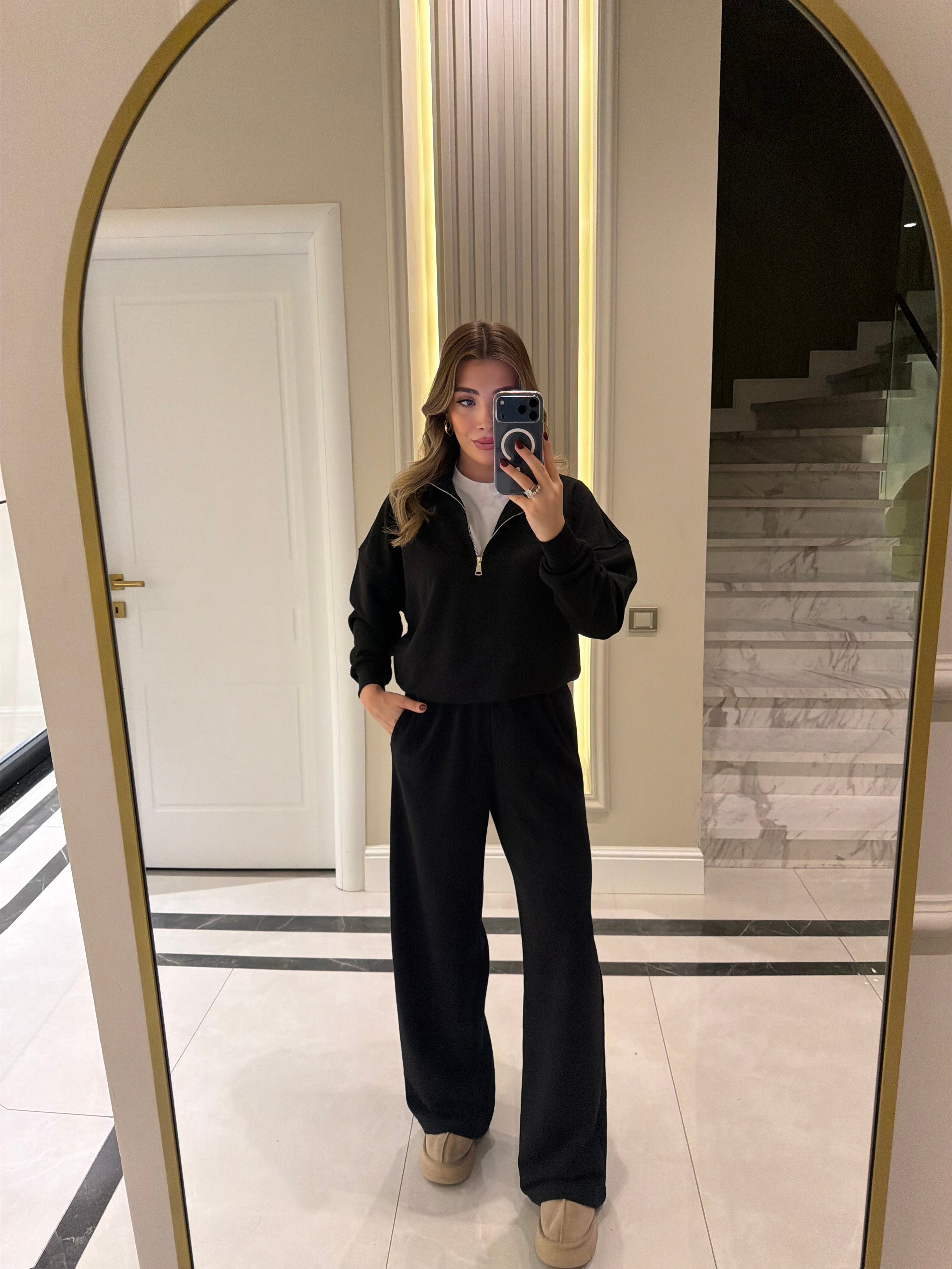 Siyah Yarım Fermuarlı Spor Takım
