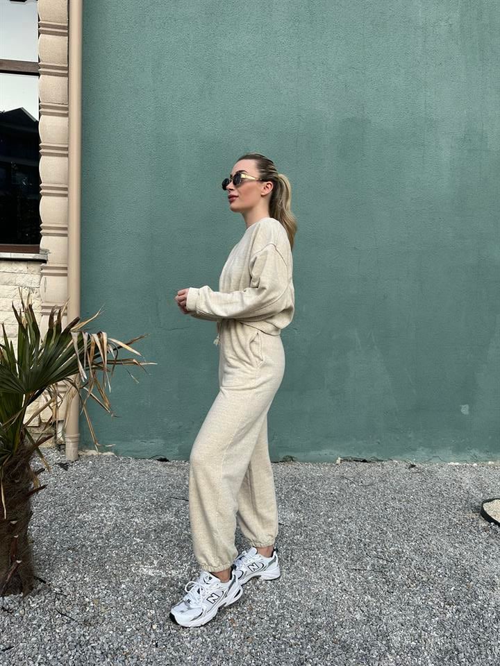 Taş Rengi Crop Üst- Jogger İkili Takım 