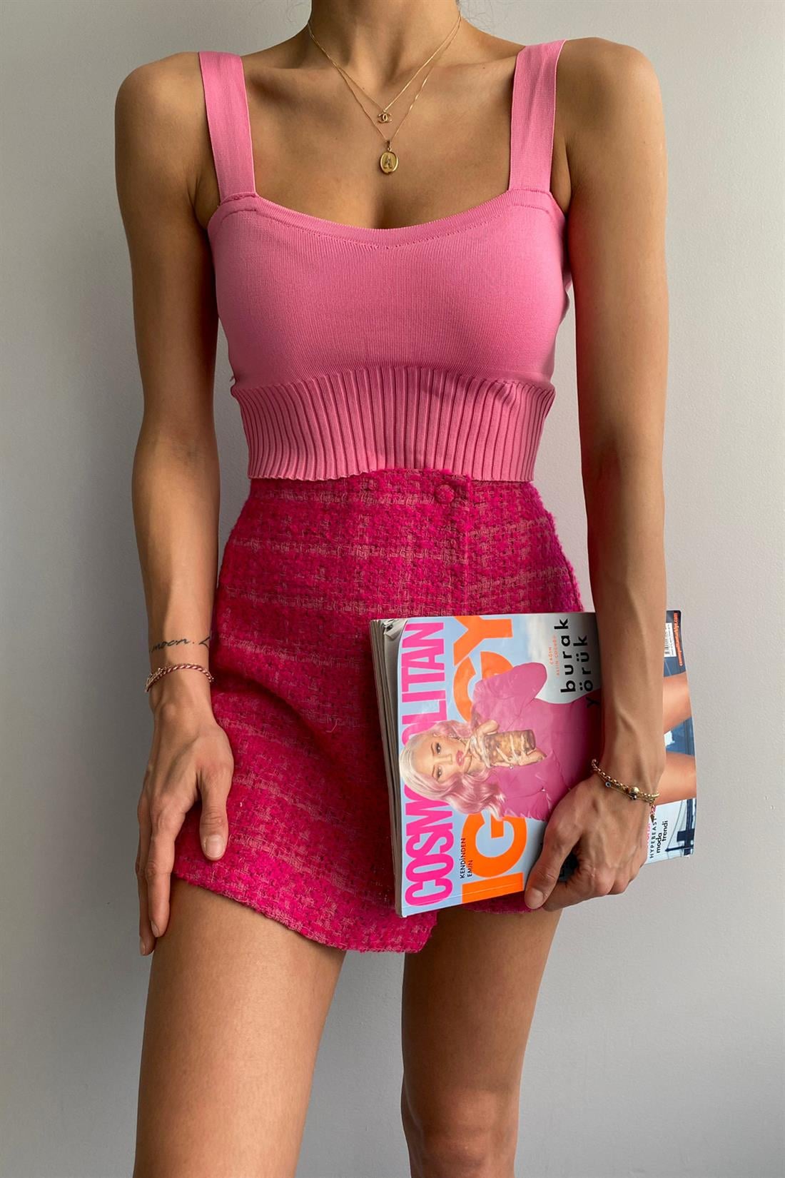 Crop Top Atlet PEMBE