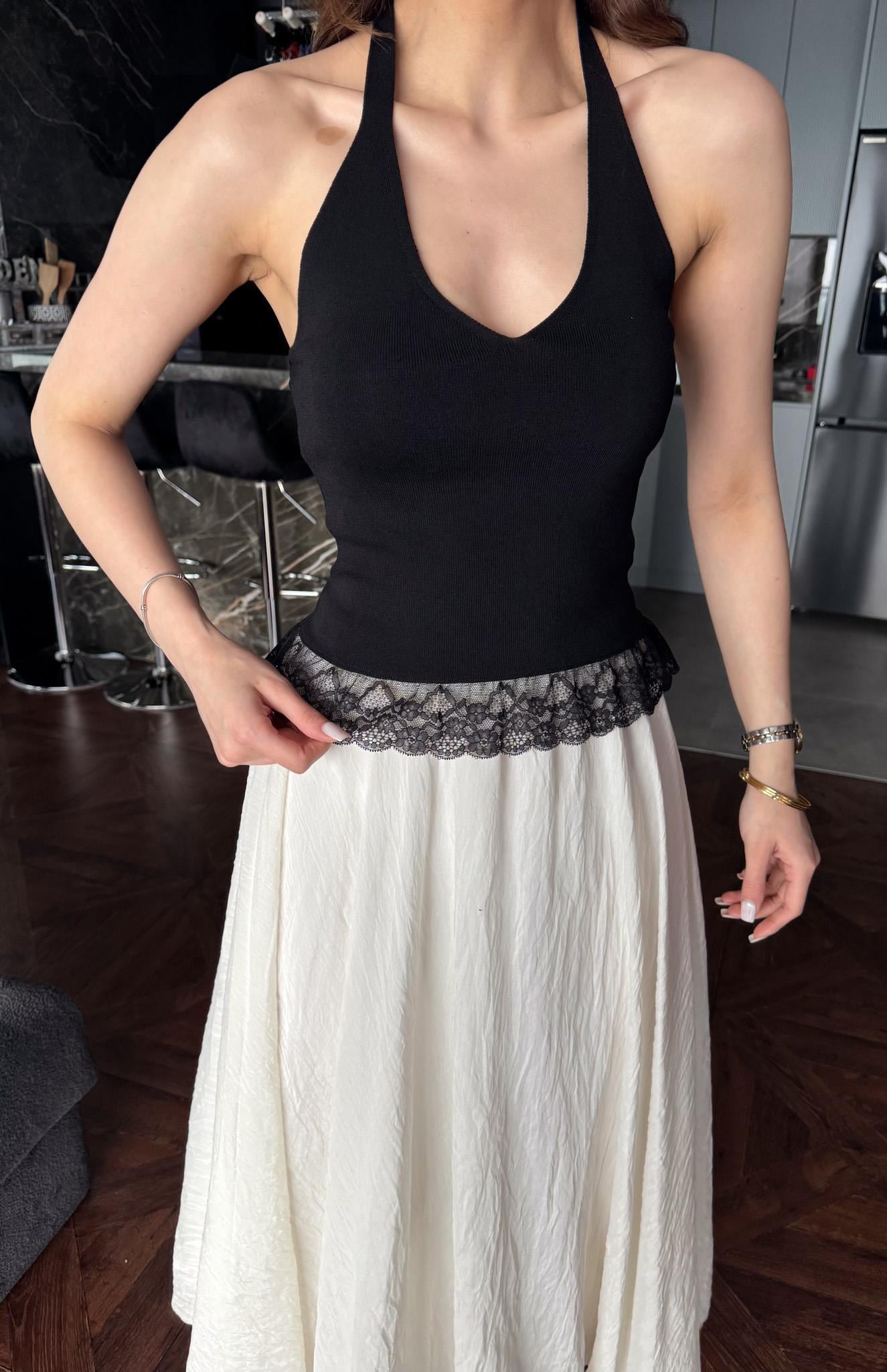Dantelli Halter V Yaka Triko Atlet SİYAH