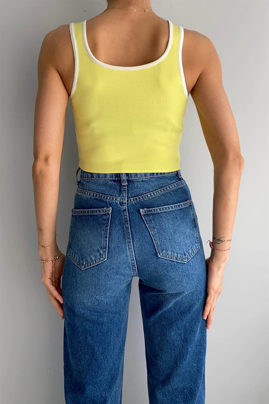 Halter Yaka Atlet SARI