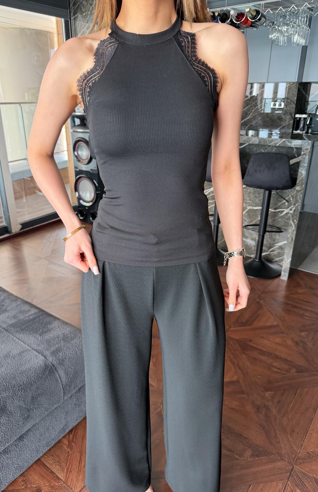 Halter Yaka Dantelli Burgulu Atlet SİYAH