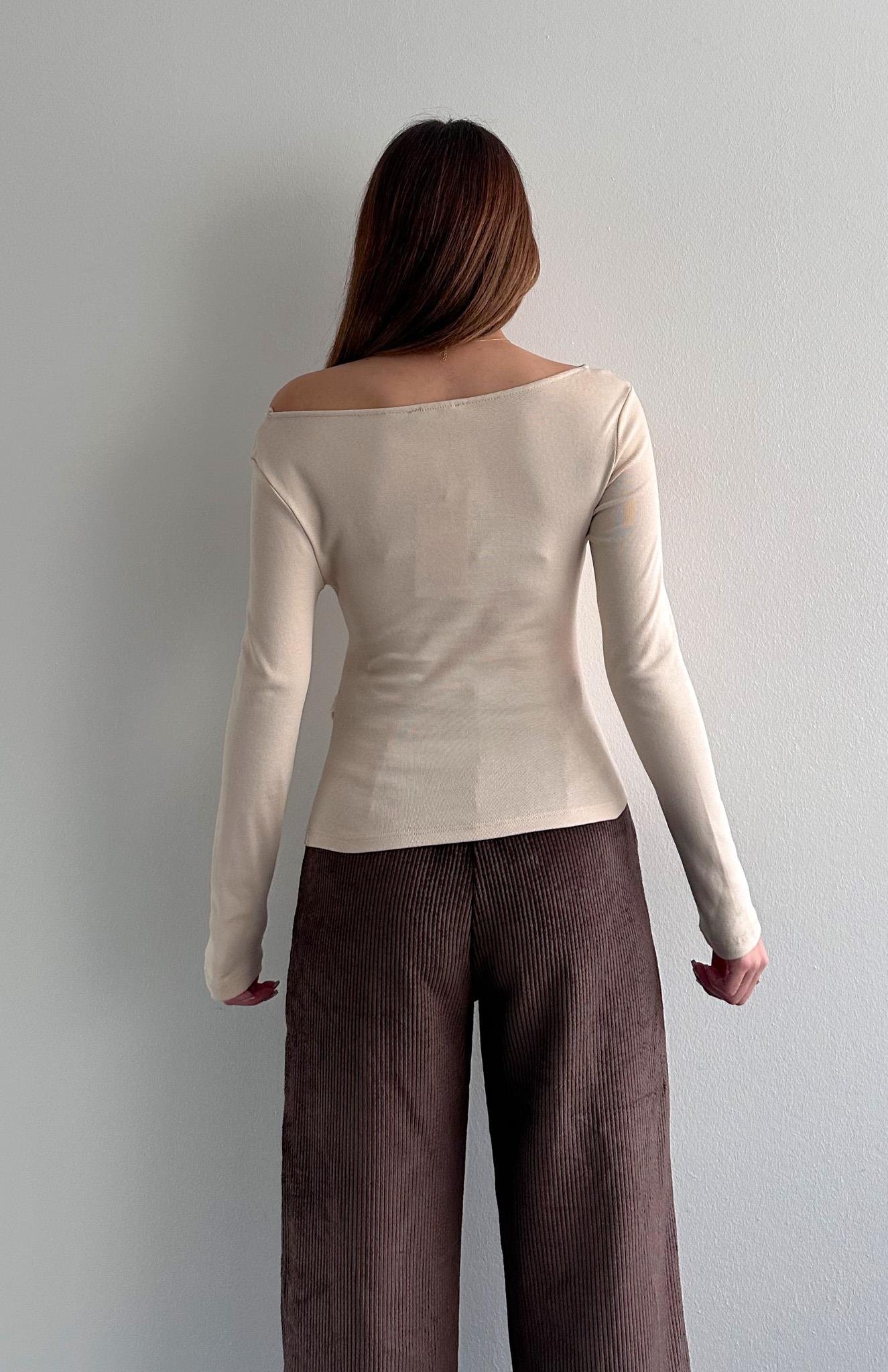 Büzgülü Kayık Yaka Bluz TAŞ