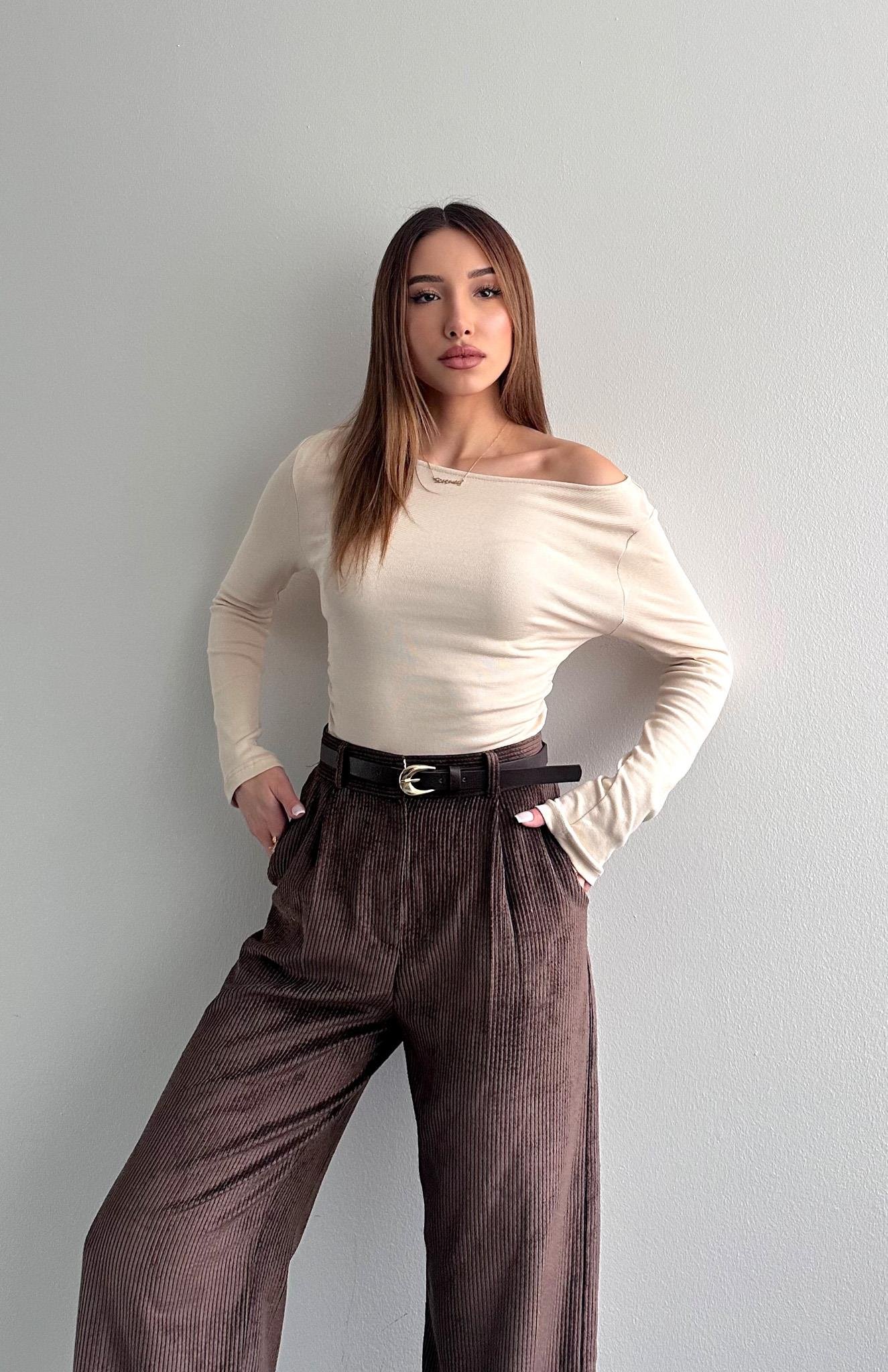 Büzgülü Kayık Yaka Bluz TAŞ