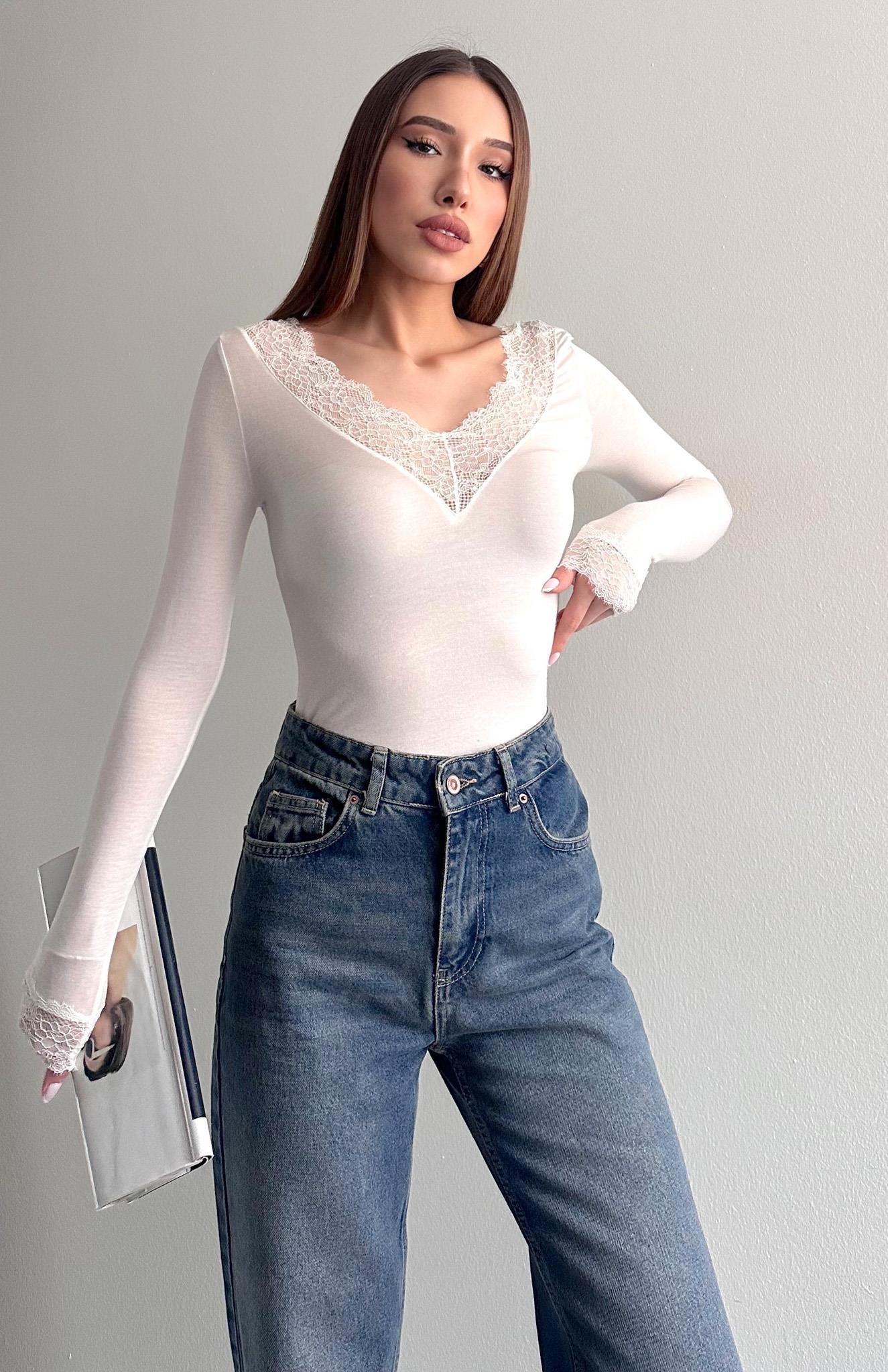 Dantel Detaylı Kaşmir Bluz EKRU