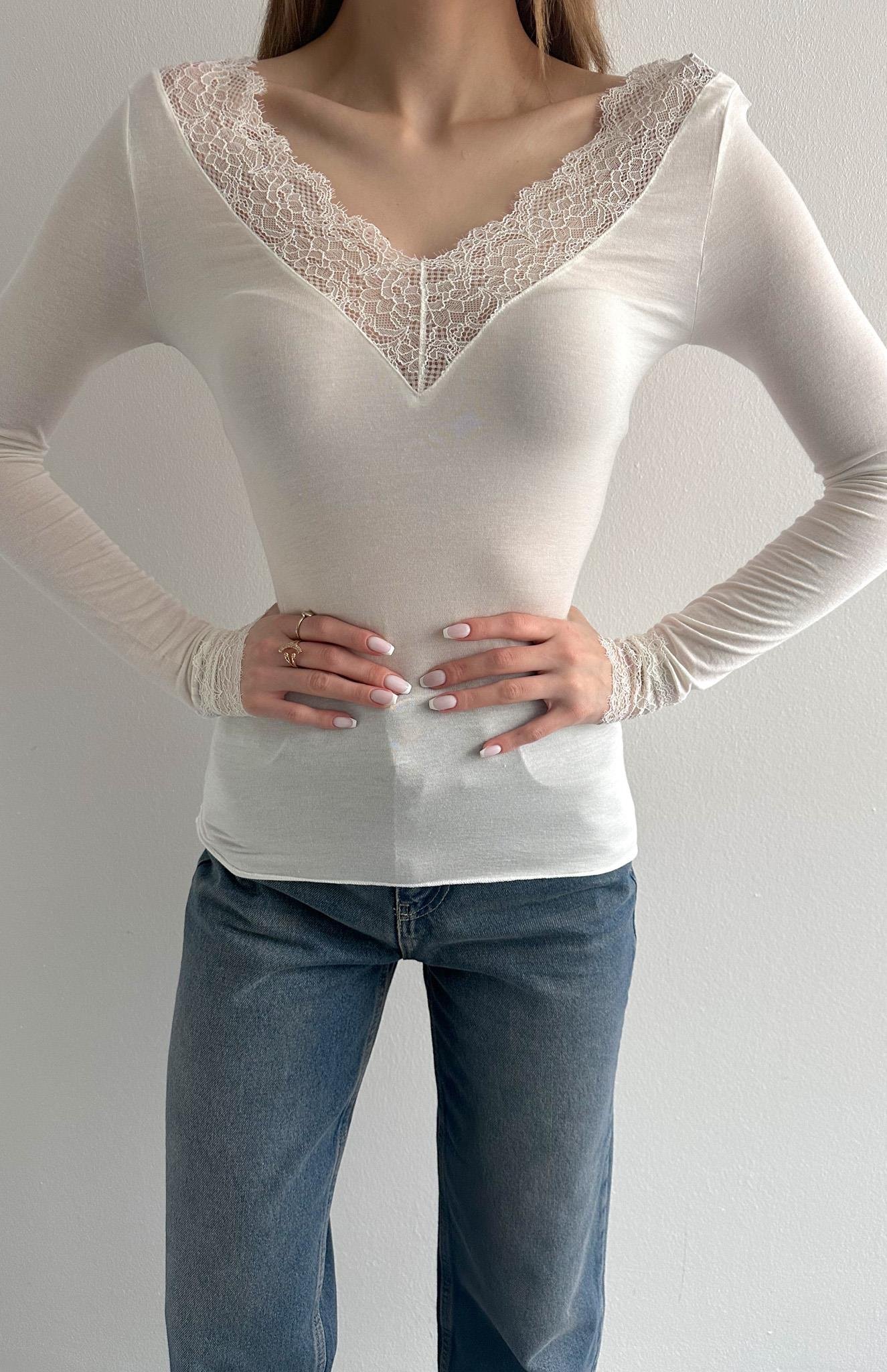 Dantel Detaylı Kaşmir Bluz EKRU